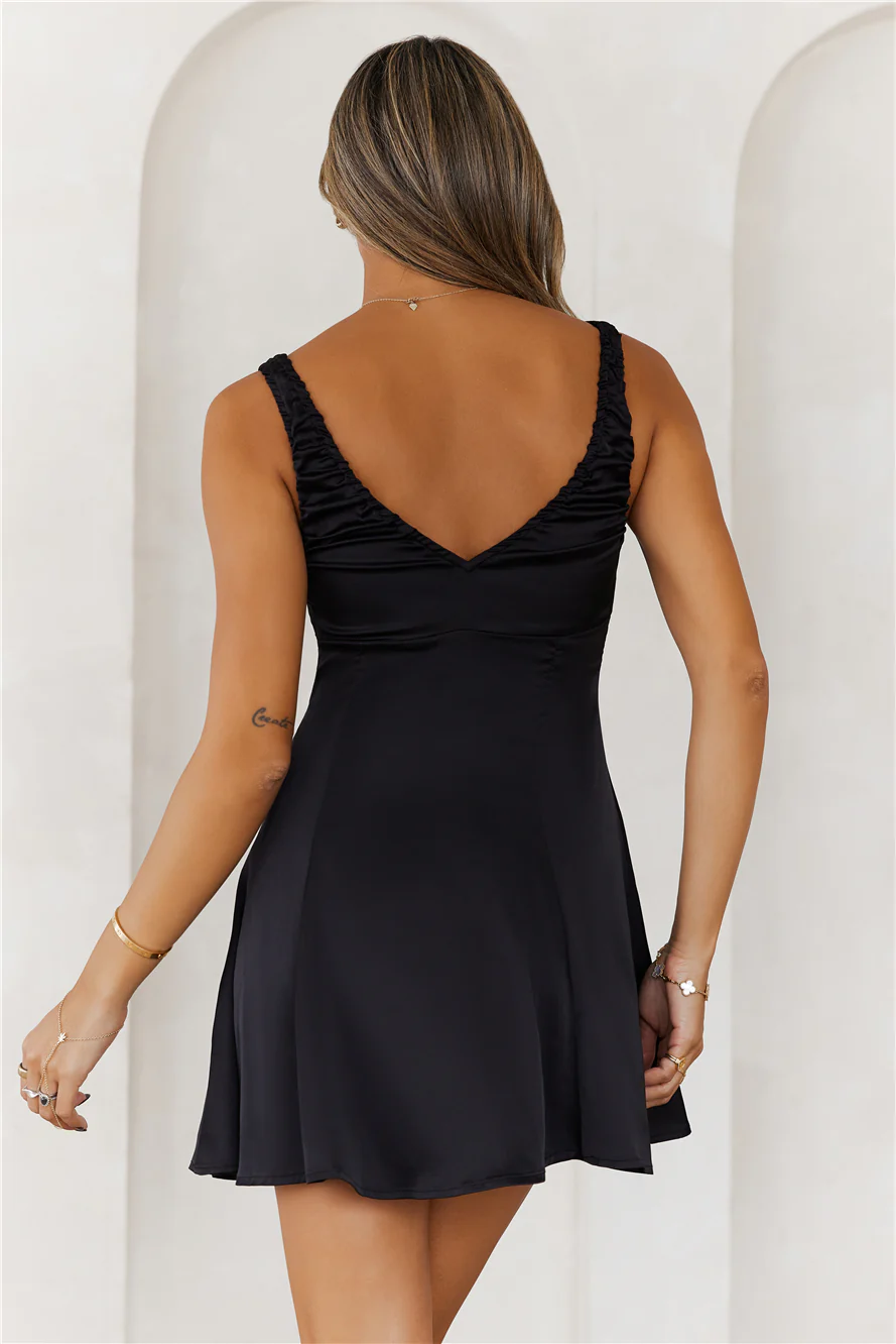 DIVALIFES Impeccable Style Satin Mini Dress Black