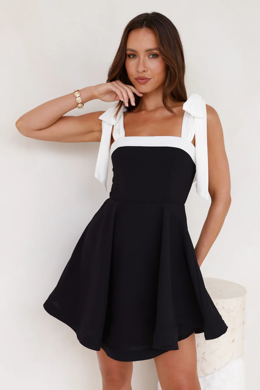 Sunday Nights Mini Dress Black