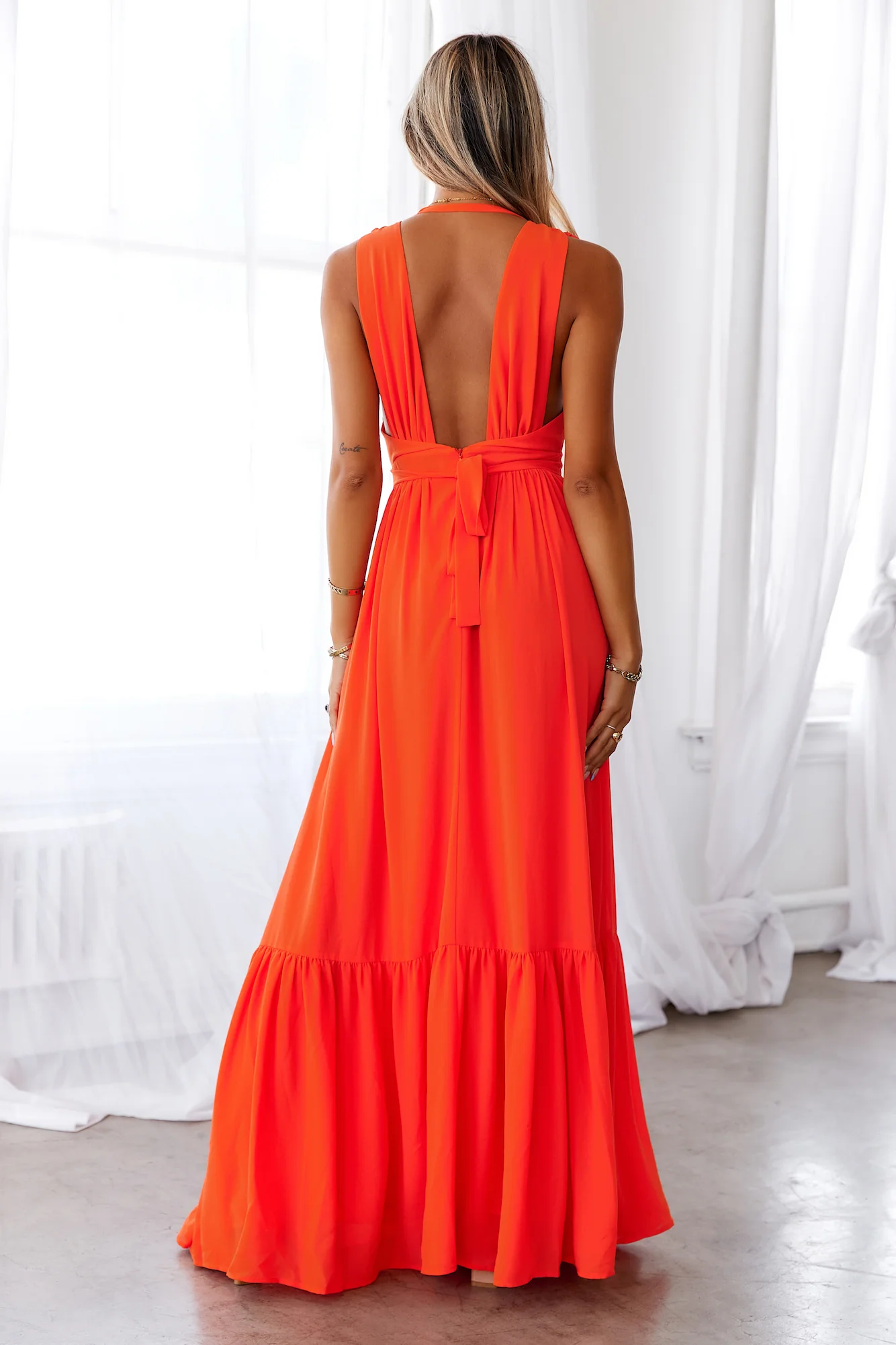 DIVALIFES Stand Out Heart Maxi Dress Bright Red