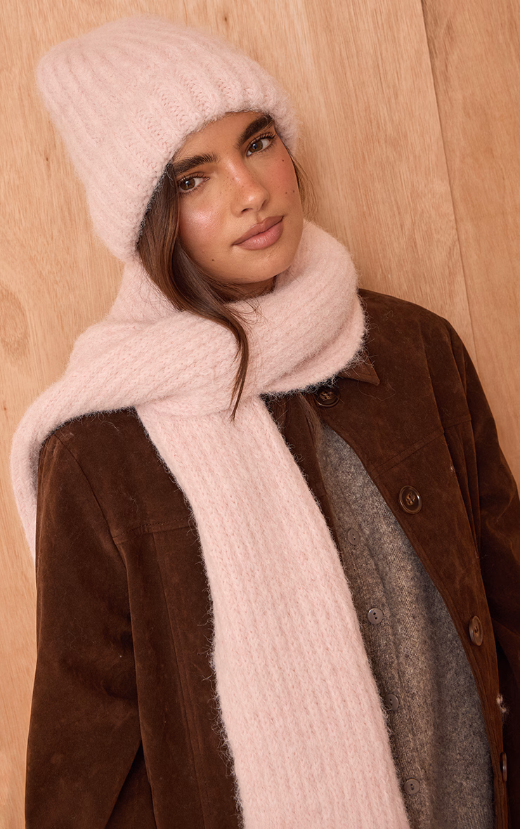 Pink Chunky Knit Ribbed Beanie