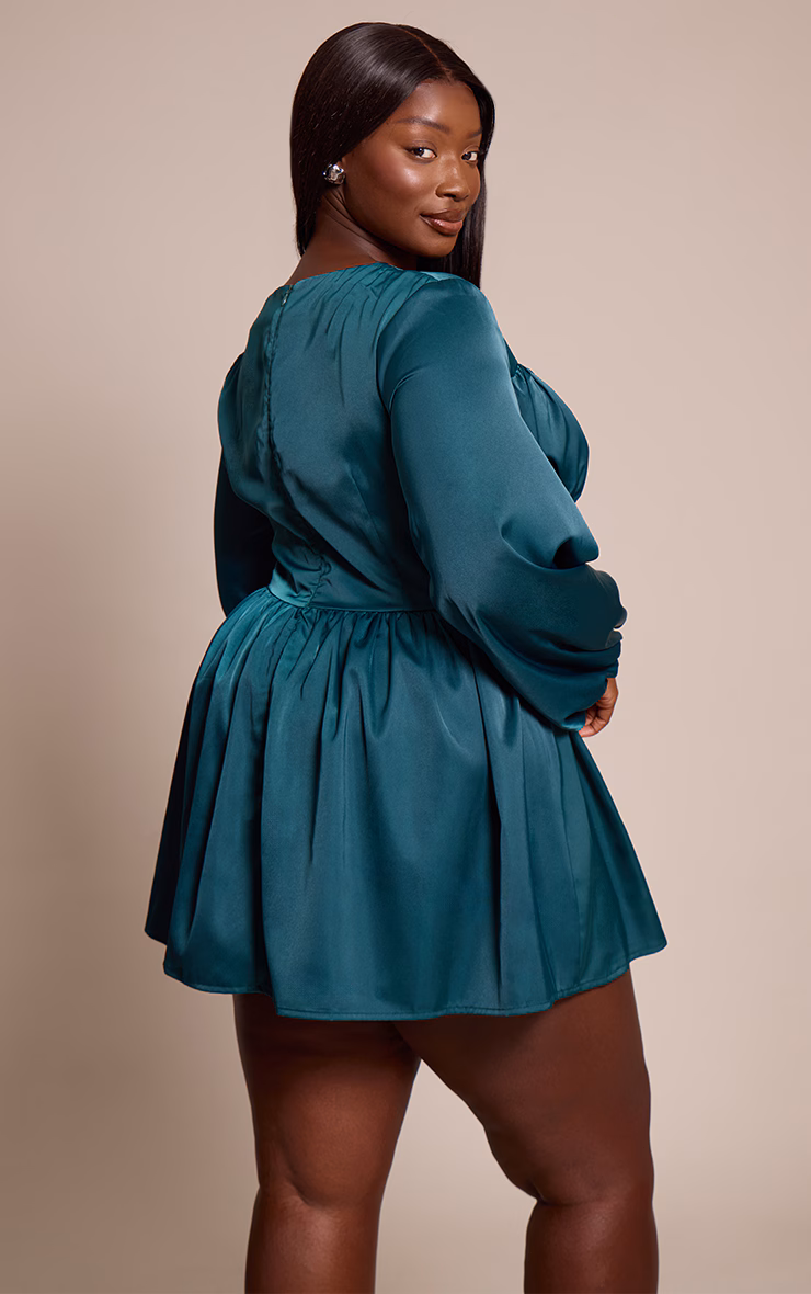 Plus Emerald Green Satin Ruched Cup Puff Sleeve Mini Dress