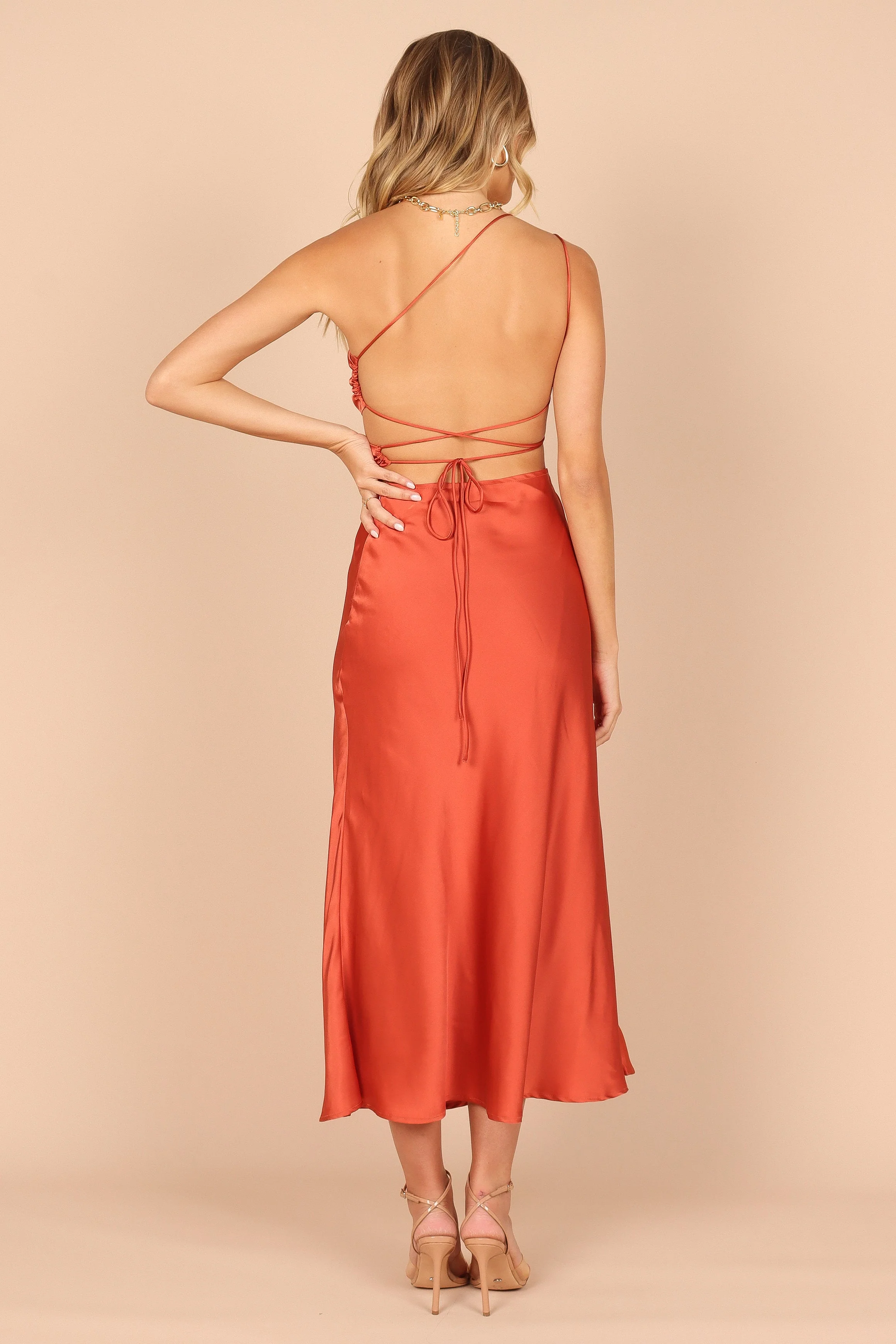 Forelle One Shoulder Cut Out Midi Dress - Rust