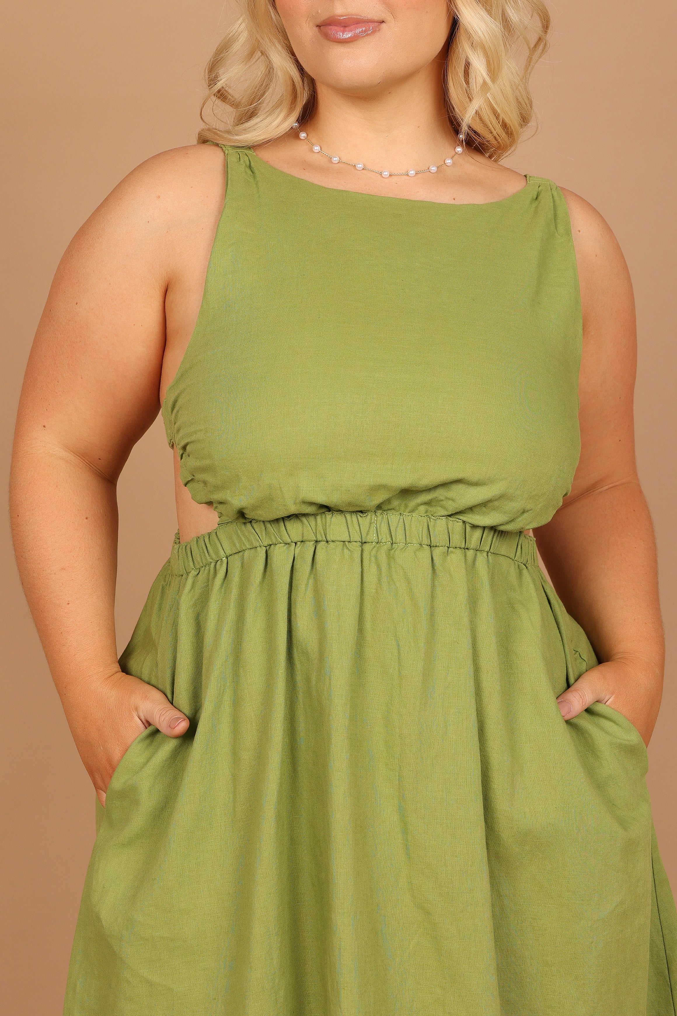 Aubrey Cutout Midi Dress - Green