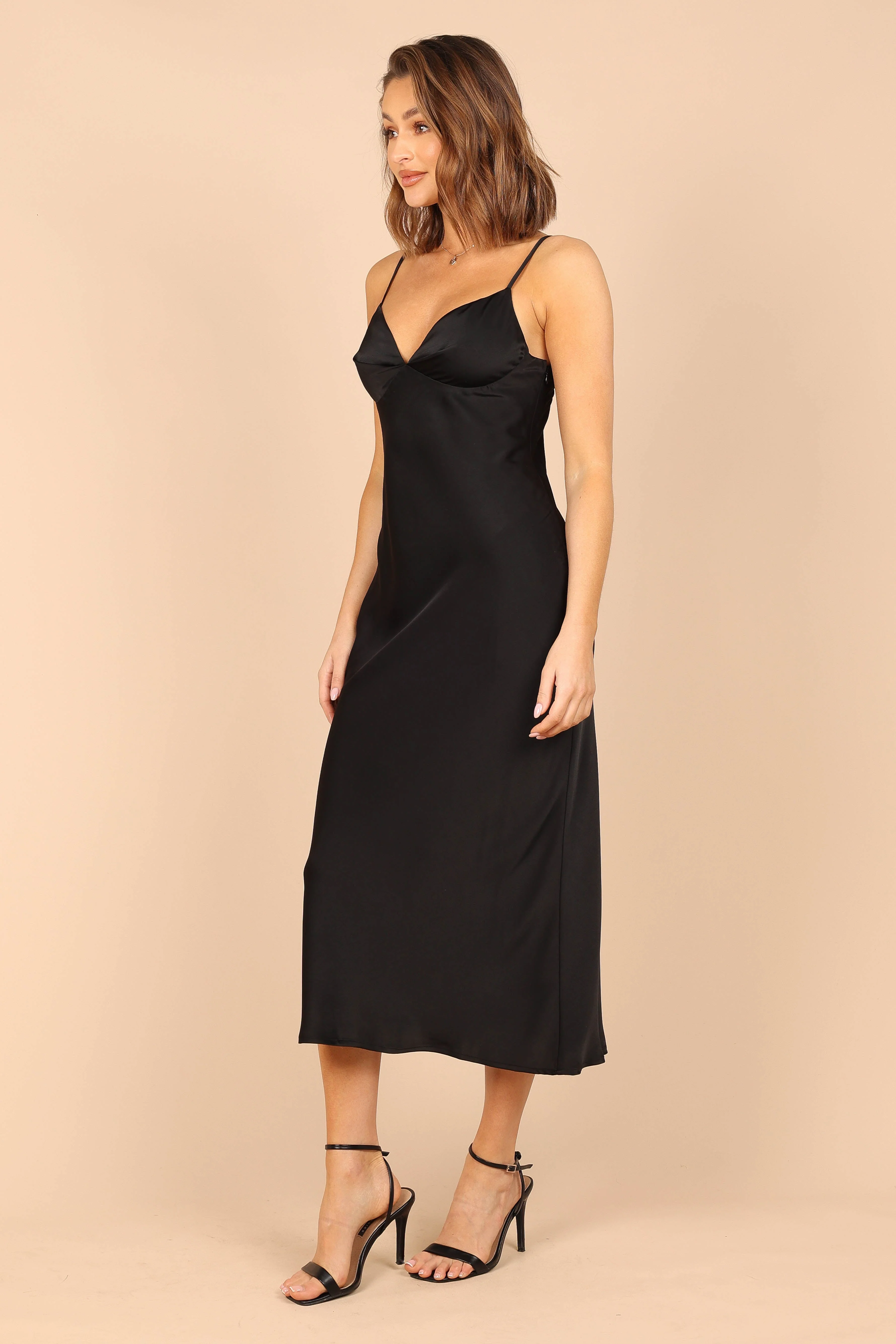 Yorelle Midi Dress - Black