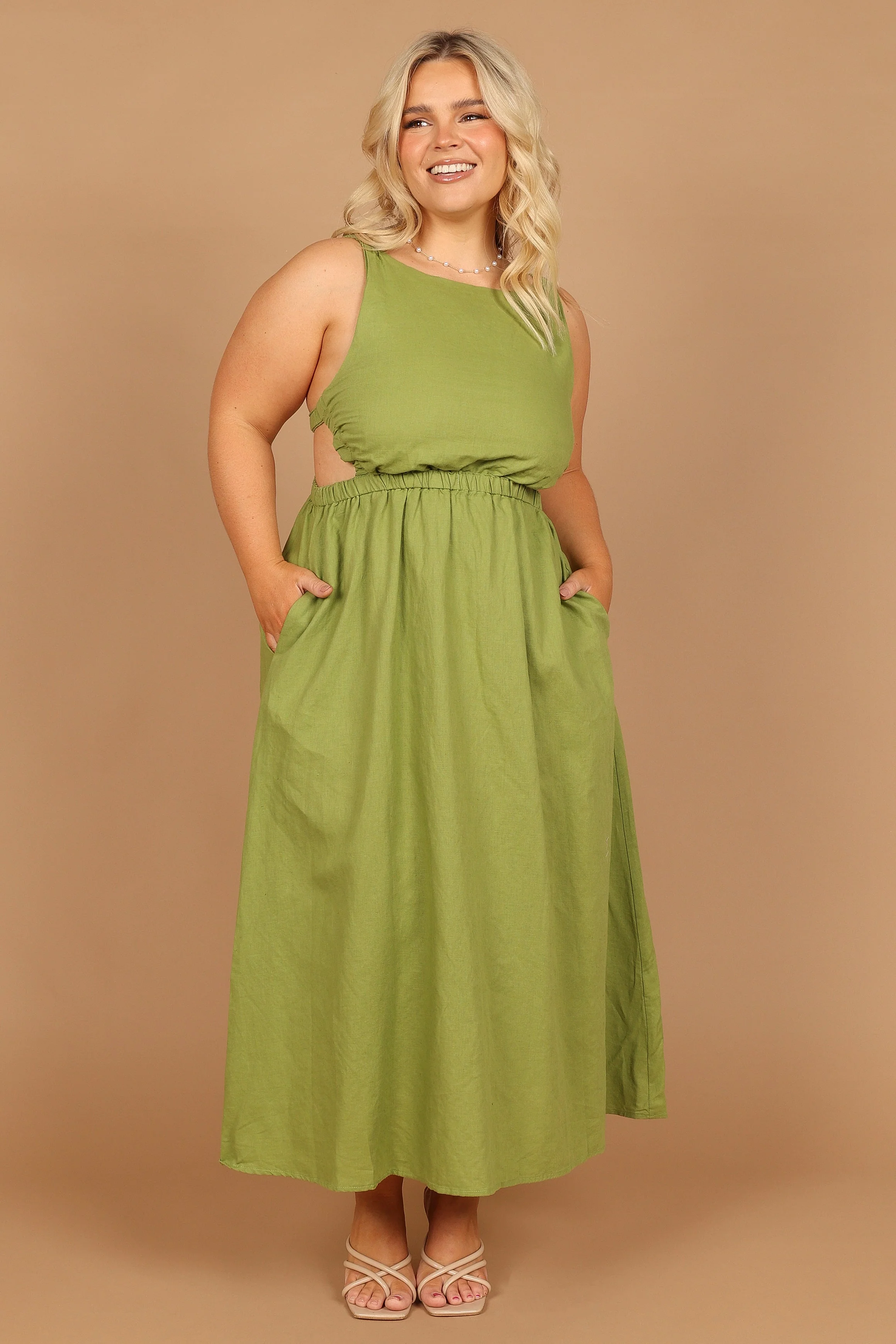 Aubrey Cutout Midi Dress - Green