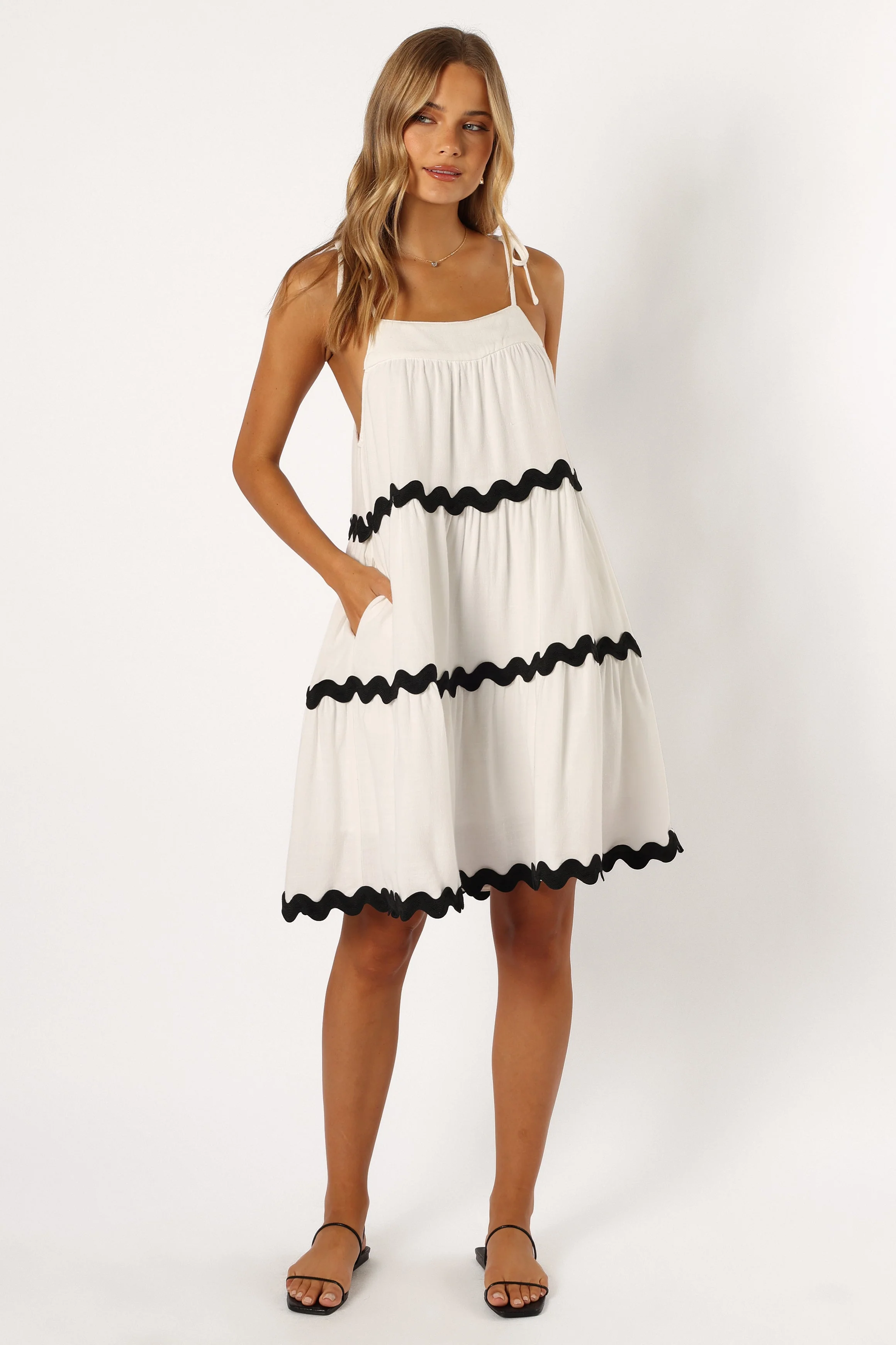 Uma Mini Dress - White Black