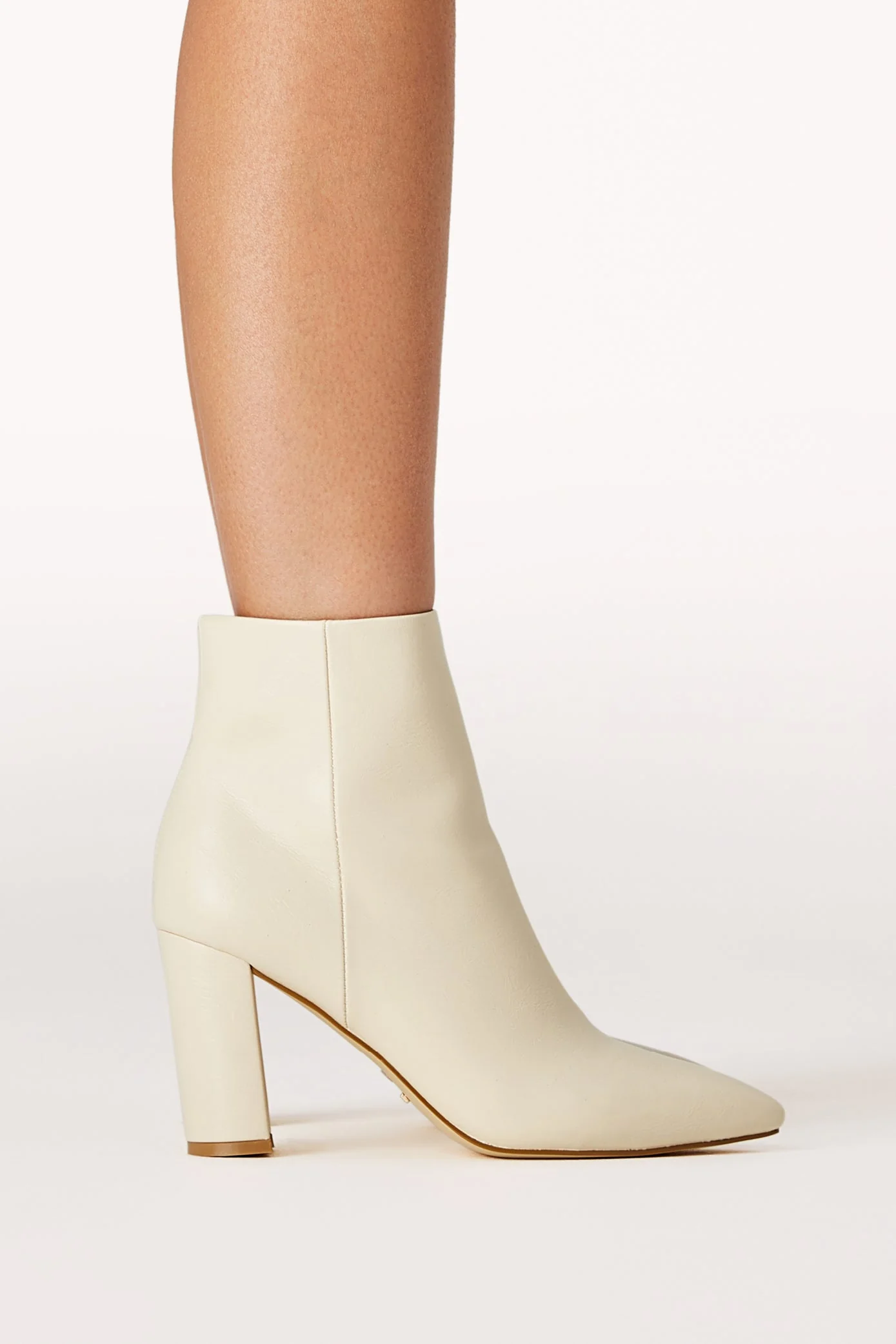 Stazie Bootie - Buttermilk