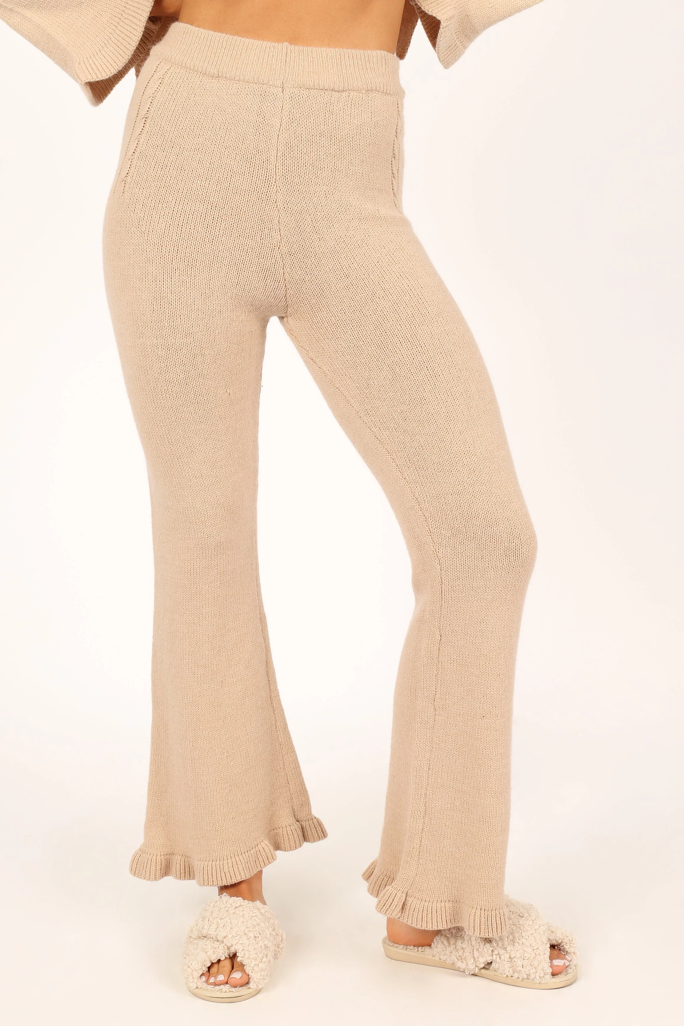 Boa Knitted Set - Oatmeal