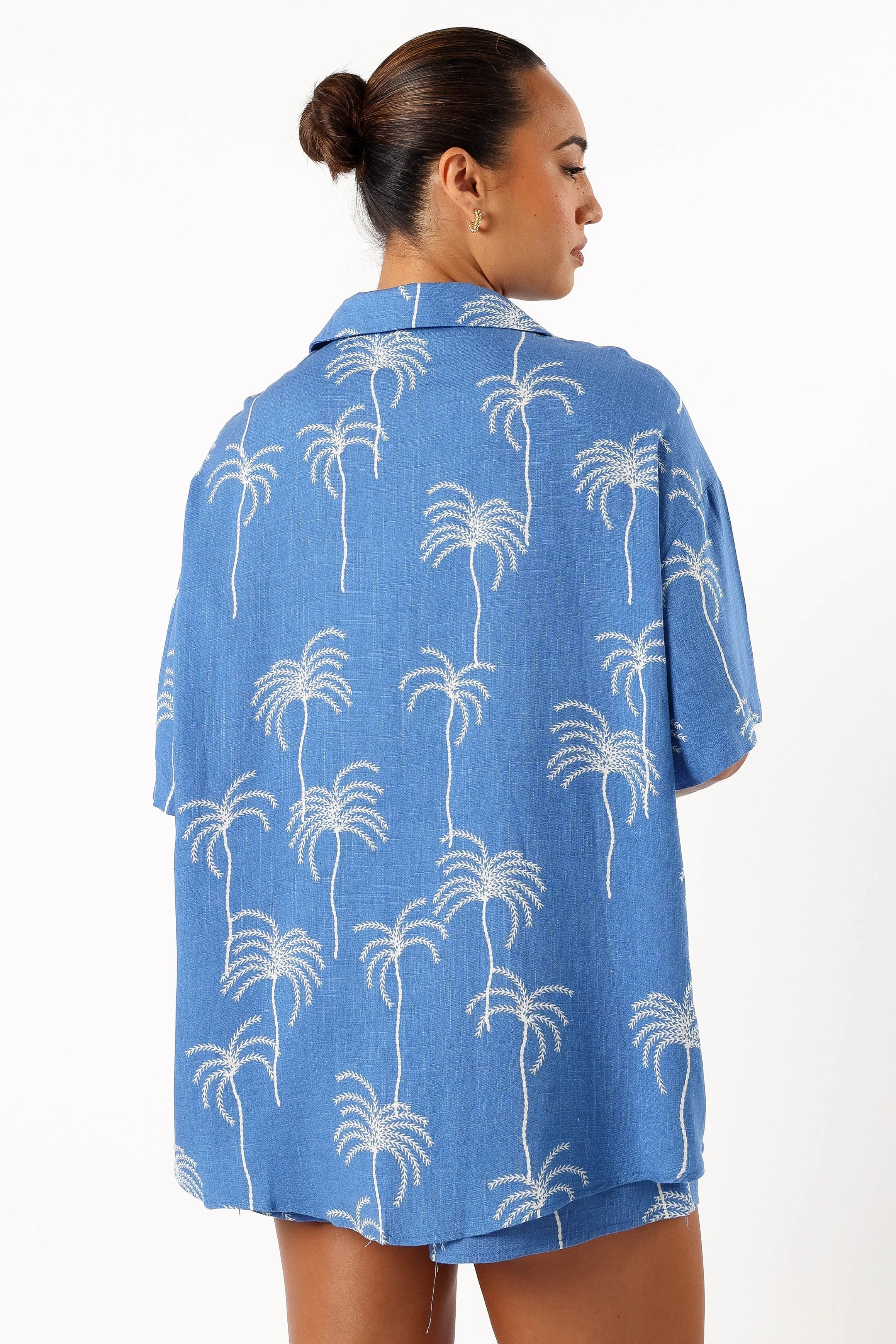 Amira Short Sleeve Shirt - Blue Palm Print