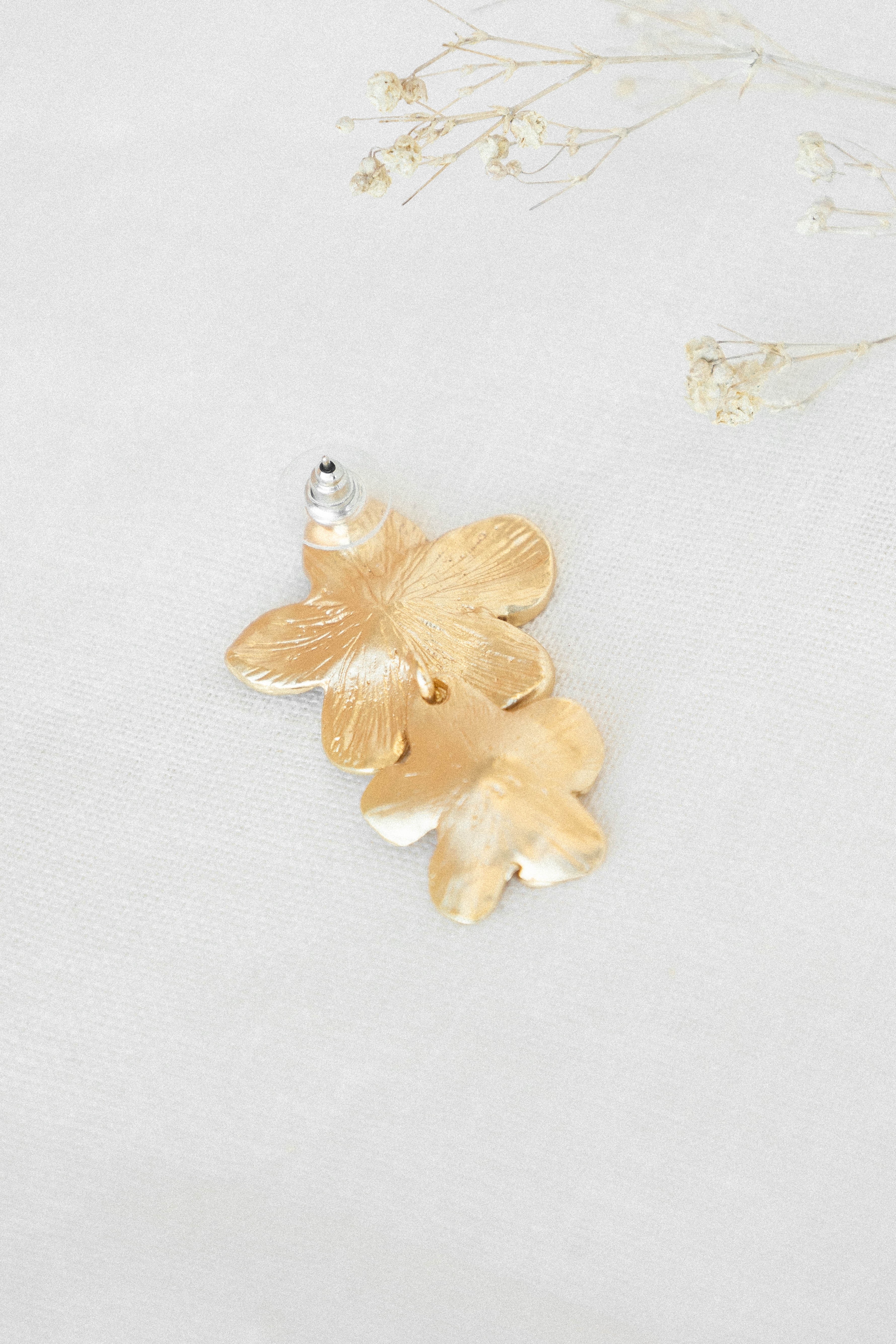 Alexa Flower Earrings - Gold