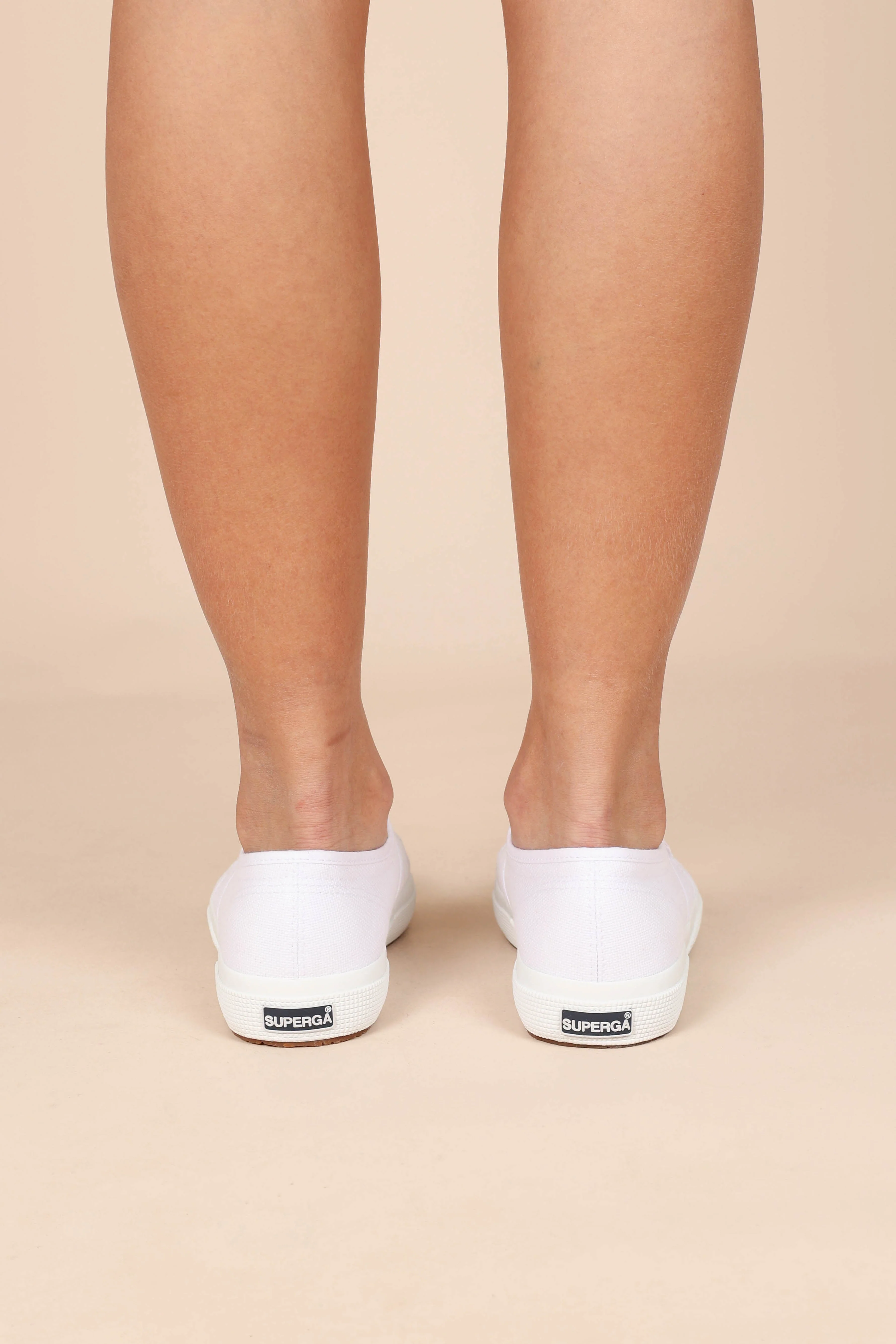 2750 Cotu Classic - White