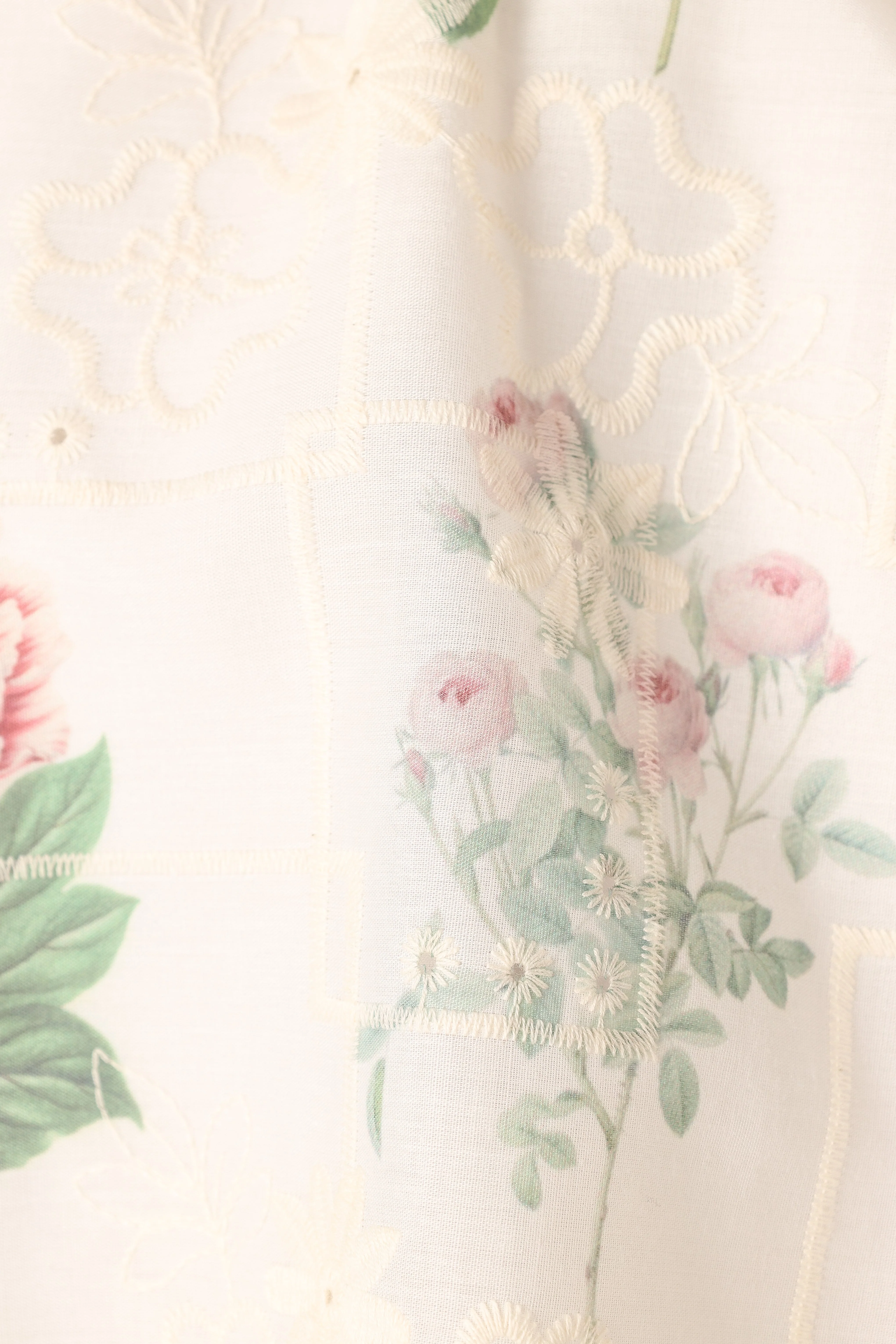 Willa Halterneck Top - White Floral