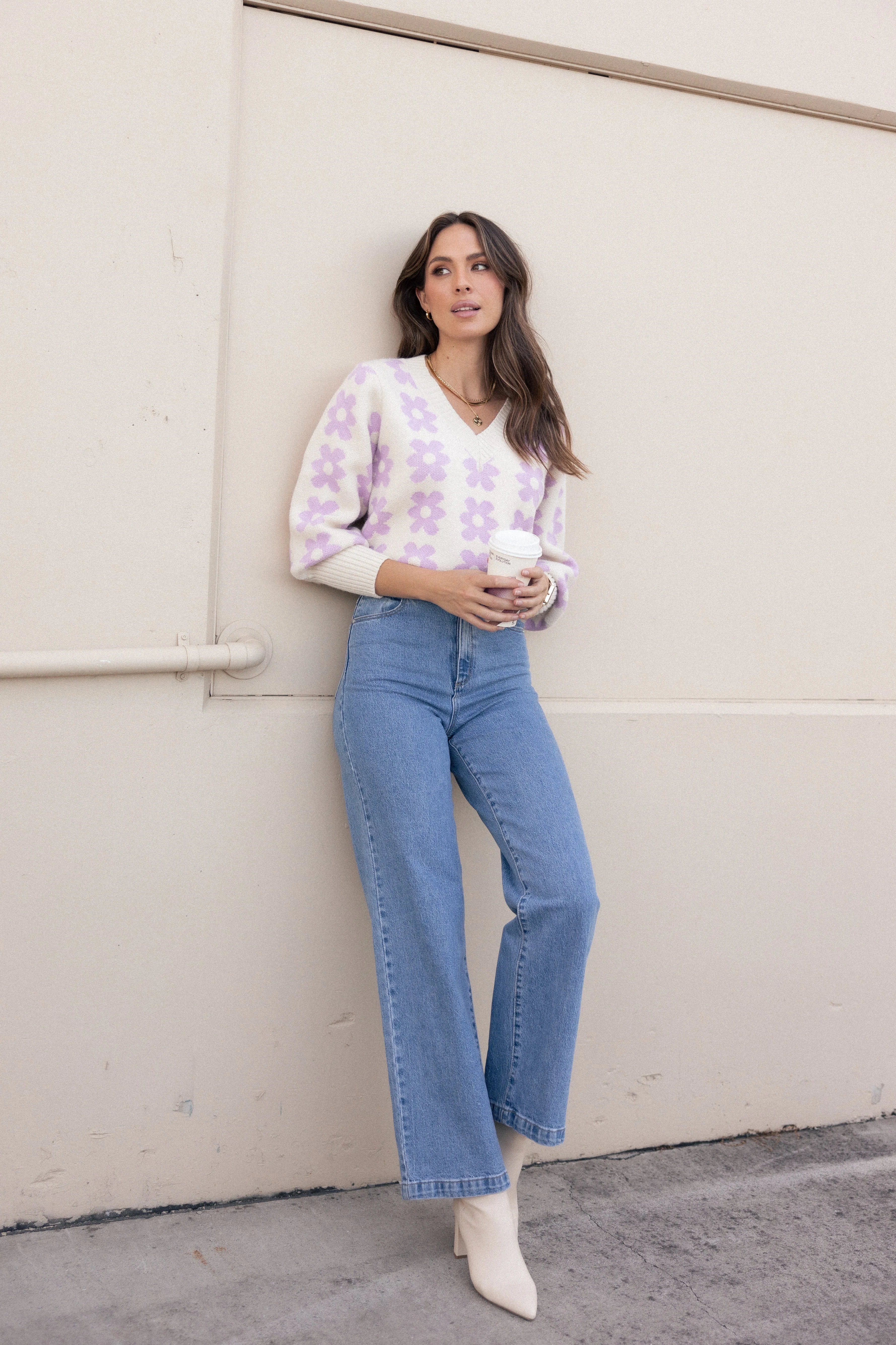 Remi Vneck Flower Knit Sweater - Lilac