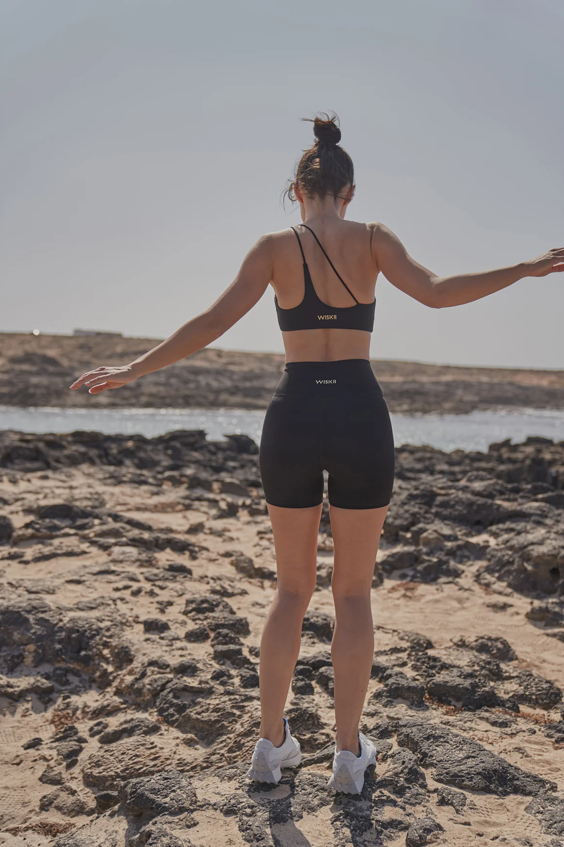 V-waist Laser Cut Sports Short