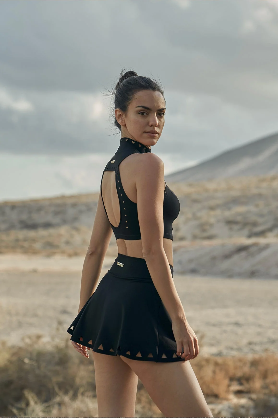 High Neck Laser Cut Leisure Bra + V-waist Laser Cut Tennis Skirt