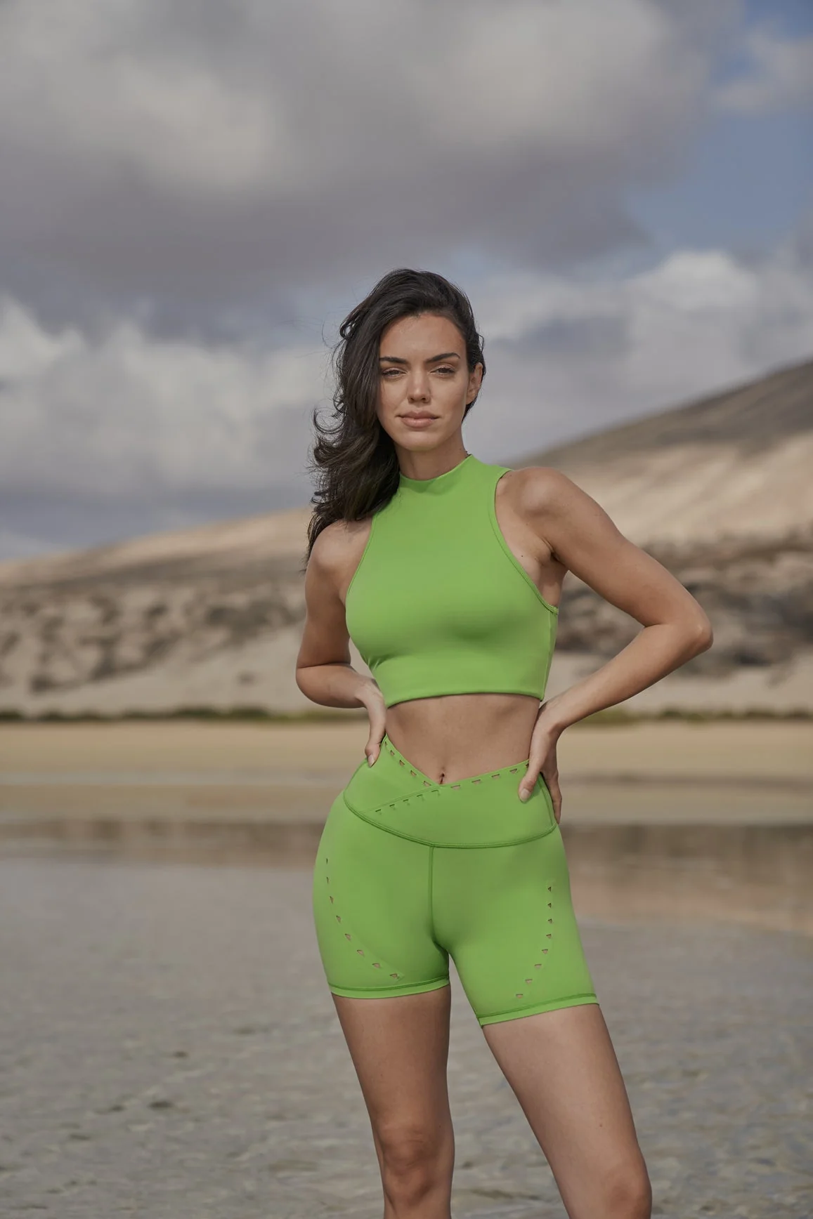 Diamond Cutout Mock Neck Bra + V-waist Laser Cut Sports Short