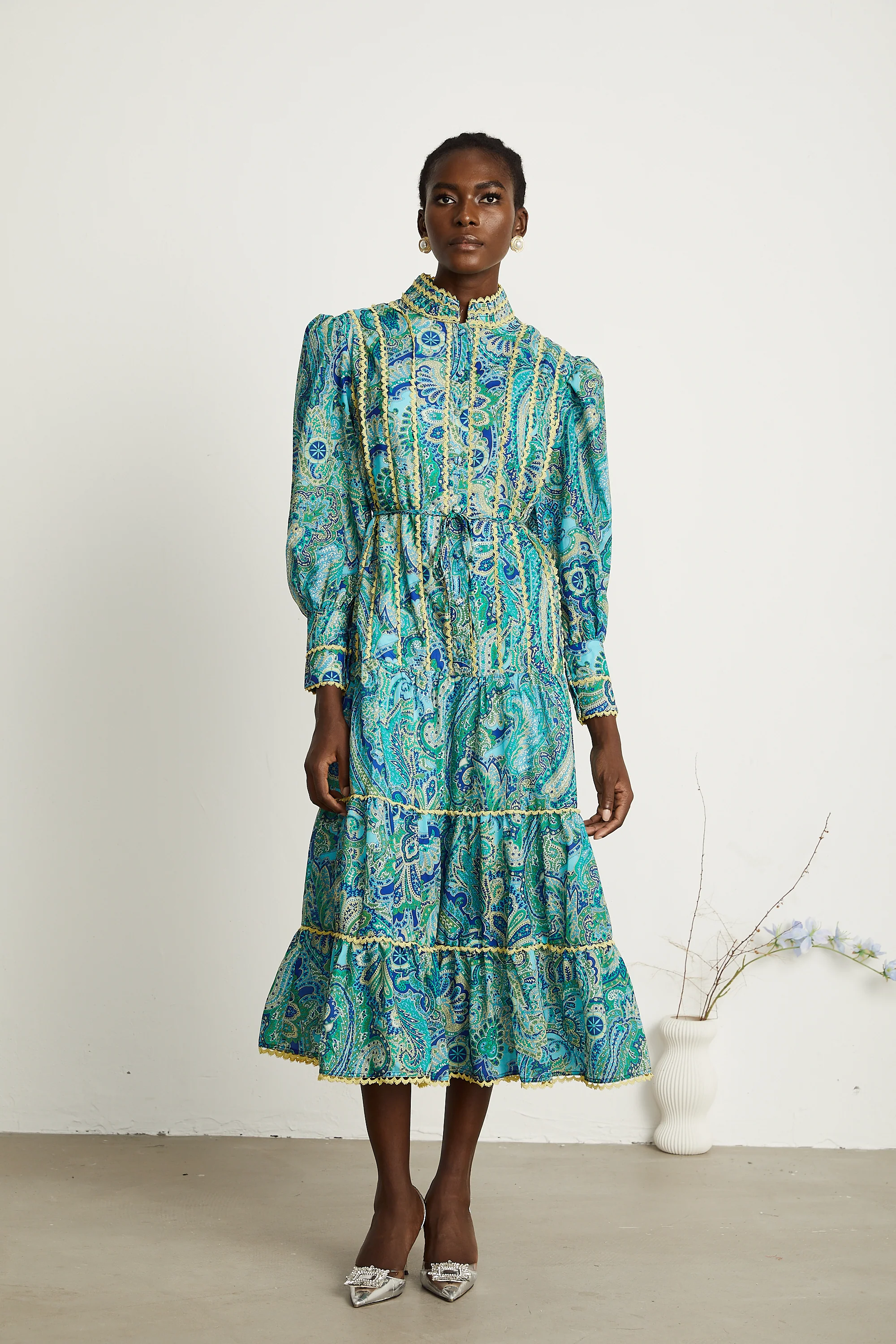 Wanda floral-motif tiered frill midi dress