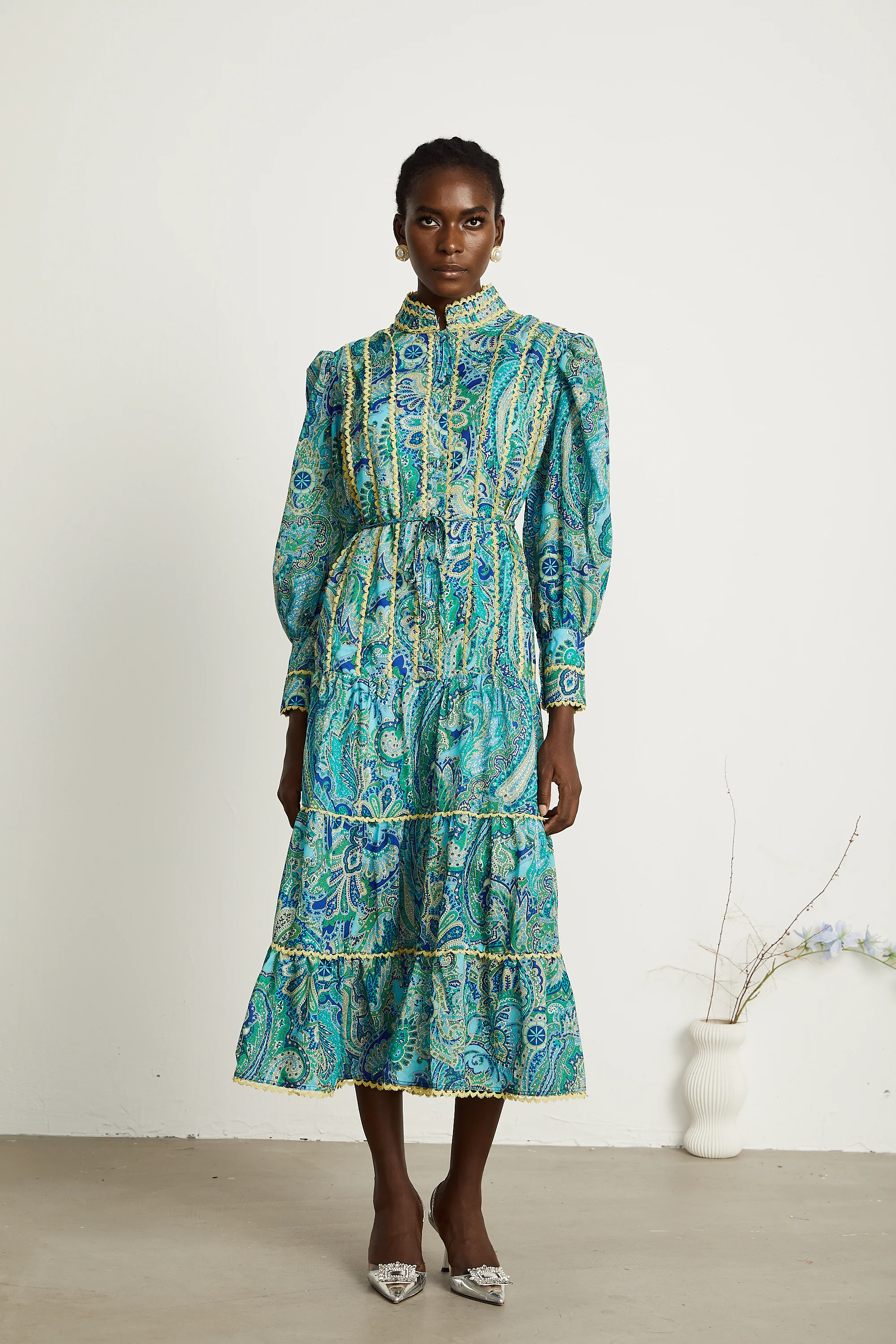 Wanda floral-motif tiered frill midi dress