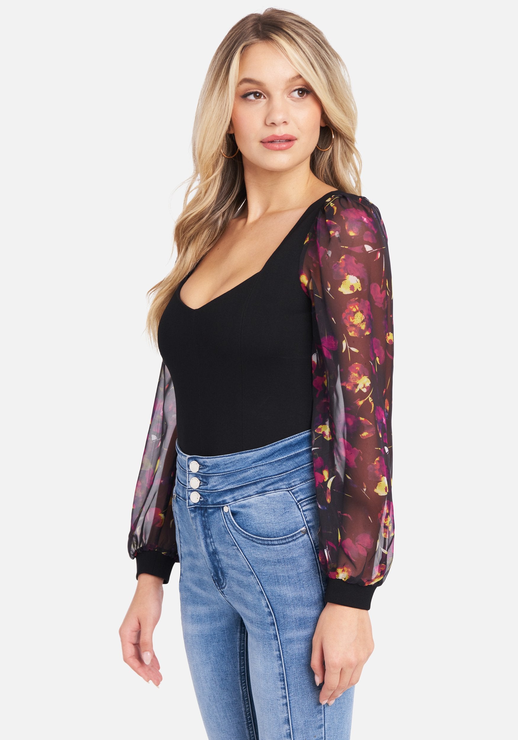 Chiffon Long Sleeves Sweetheart Neck Top