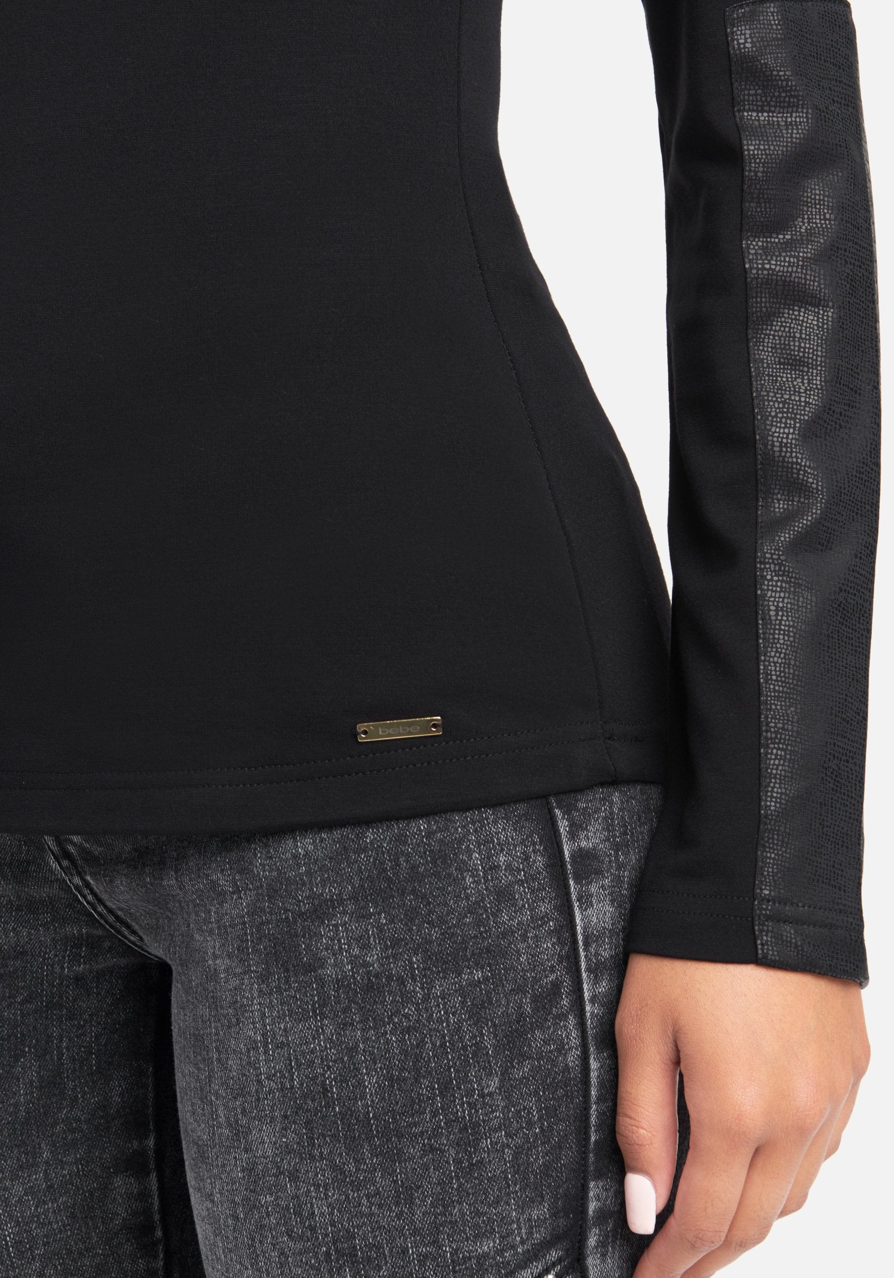 Coated V-Neck Neck Top