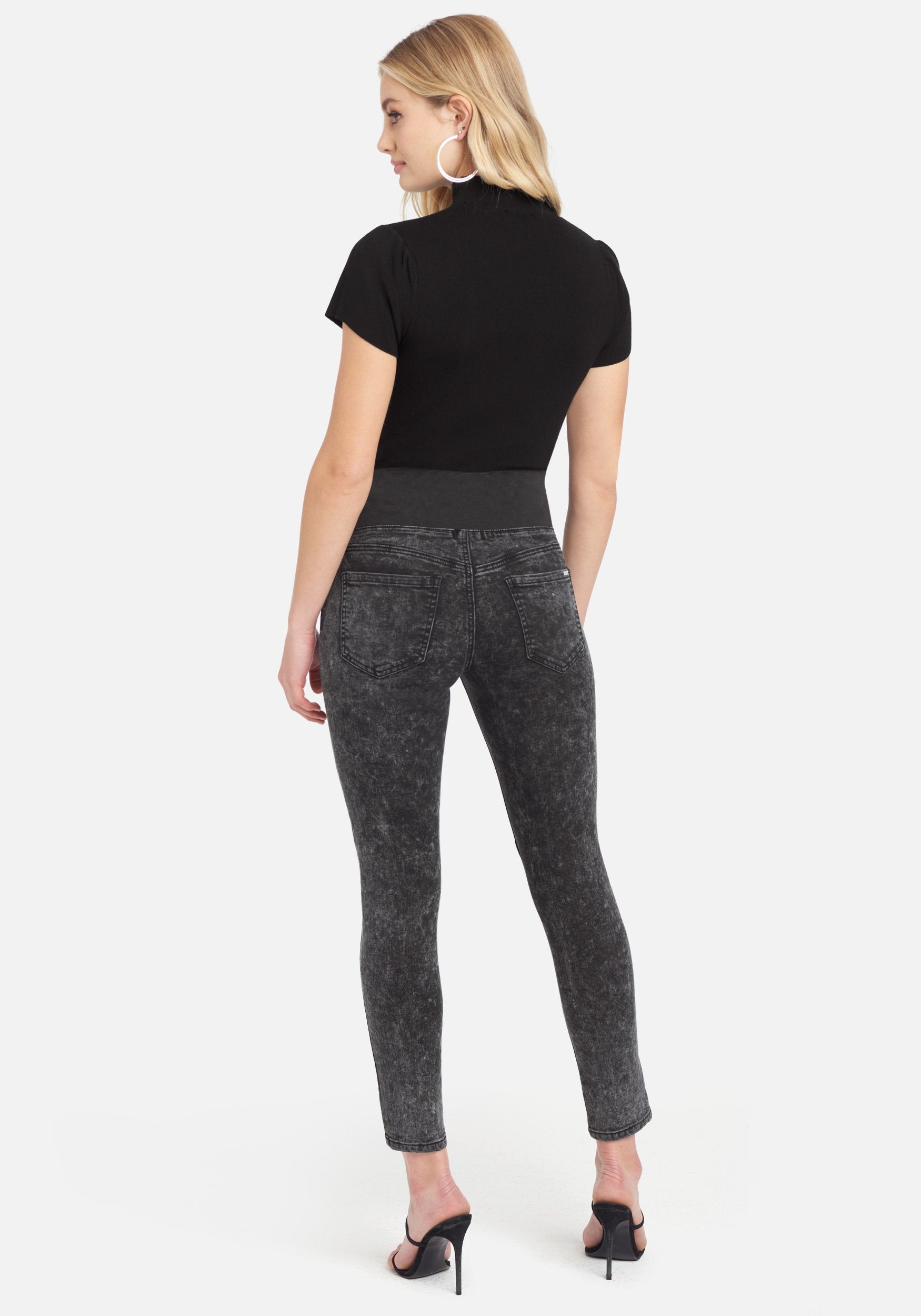 Elastic Waist Band Skinny Jeans