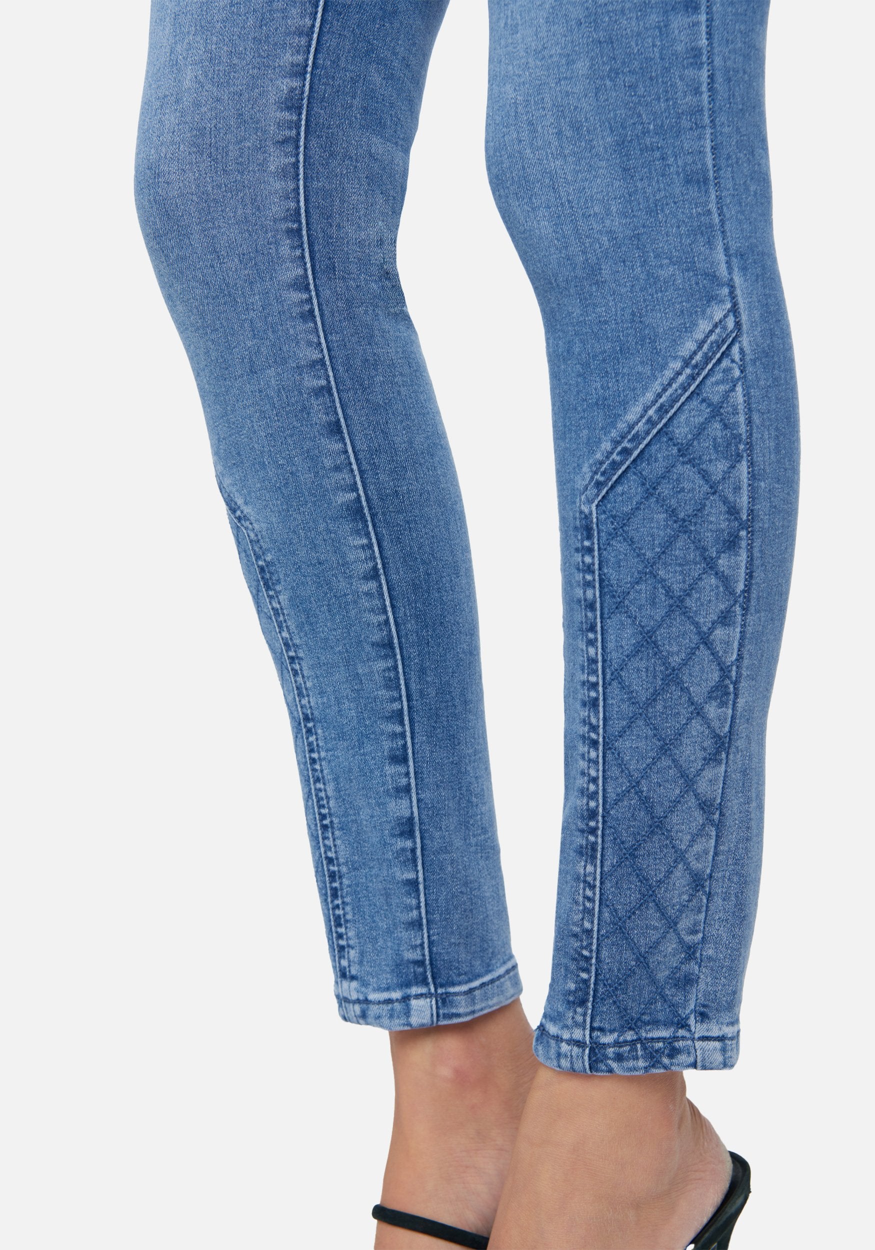 Quilted Stitch Skinny Jeans