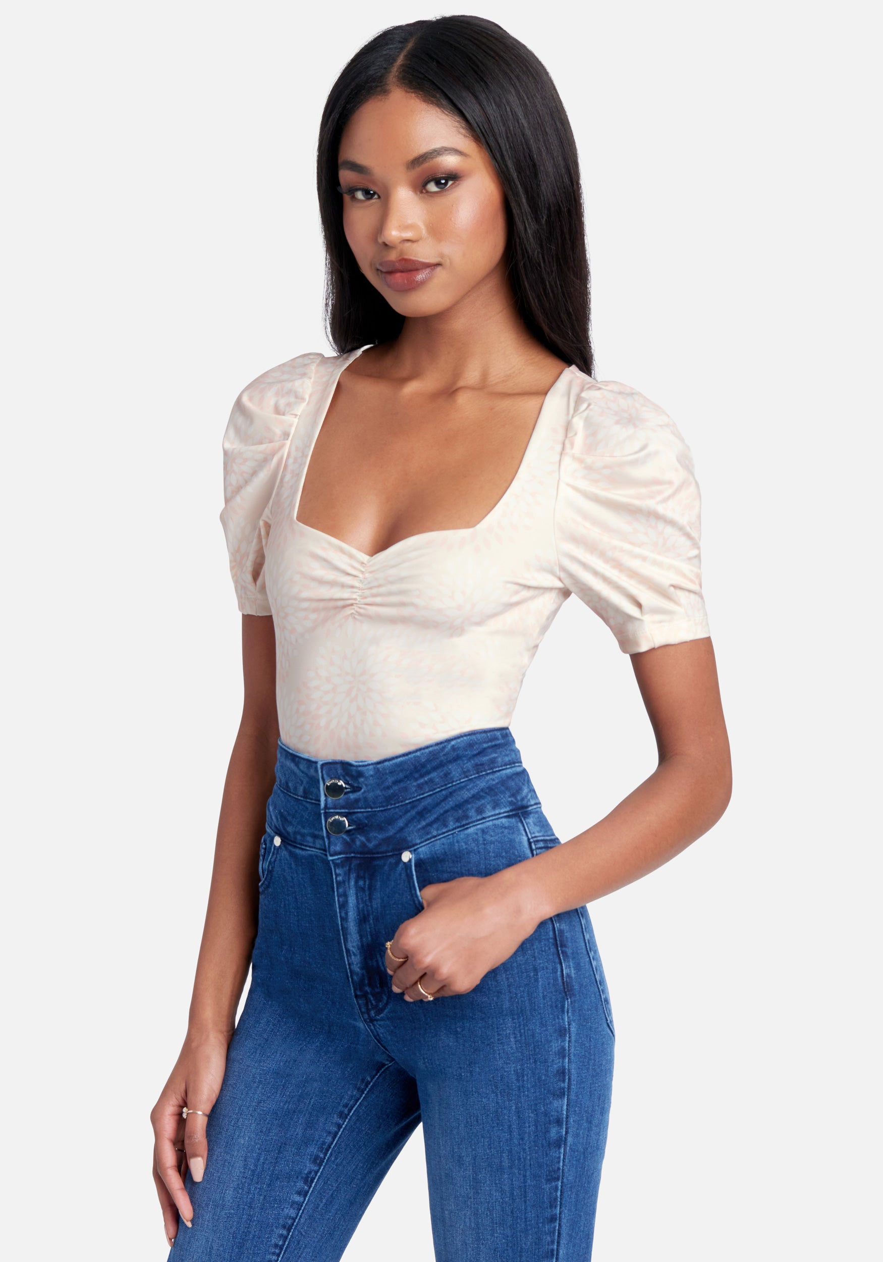 Shirred Front Neck Ruched Sleeve Printed Knit Top