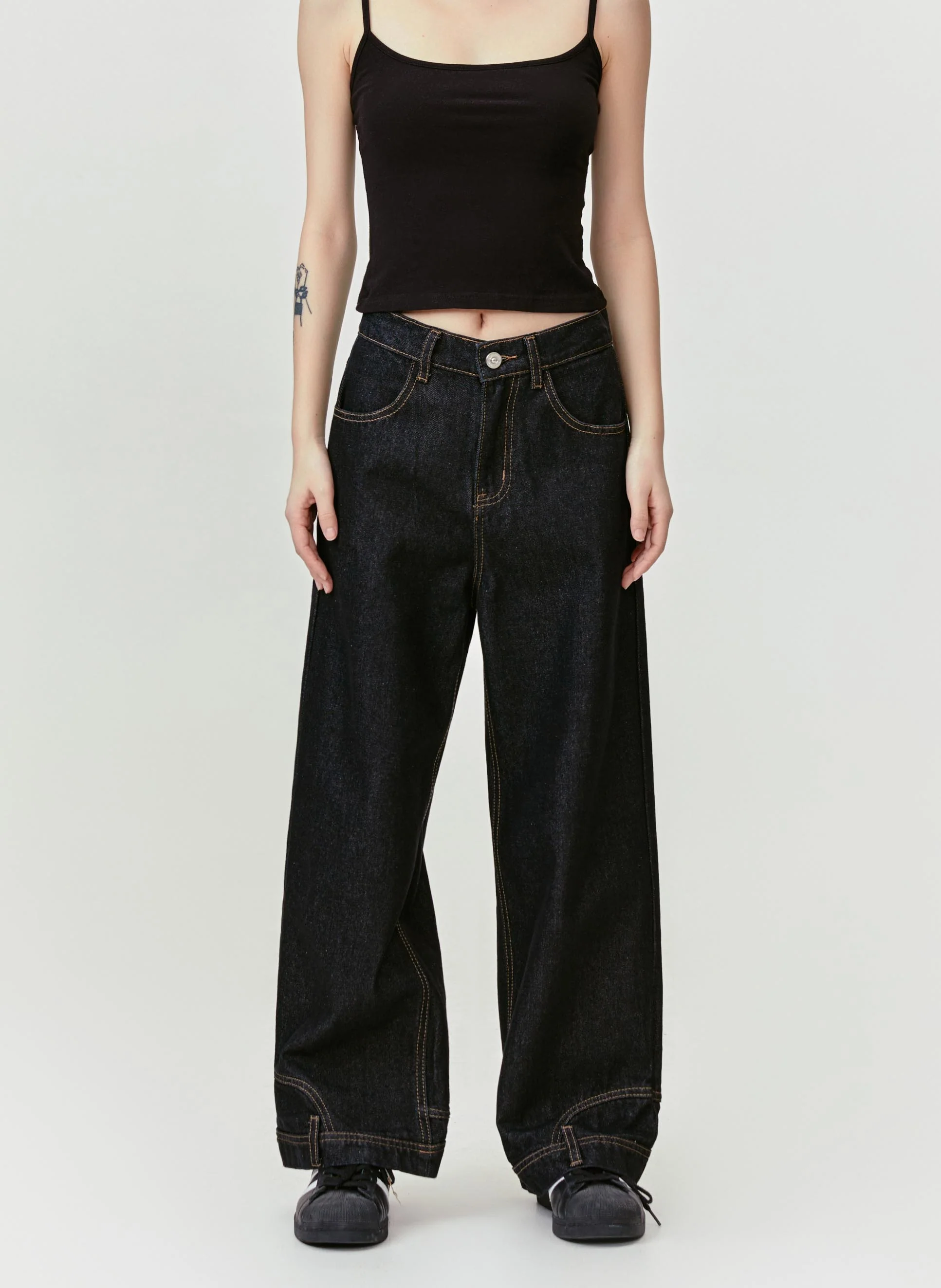 Inverted Triangle Jeans Pants