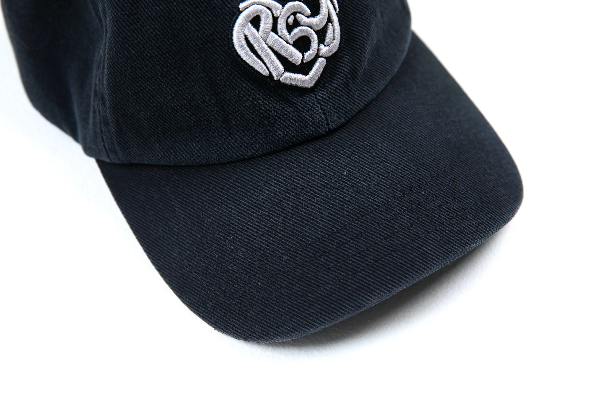 R69 Nothing Can Win Over Love Cap