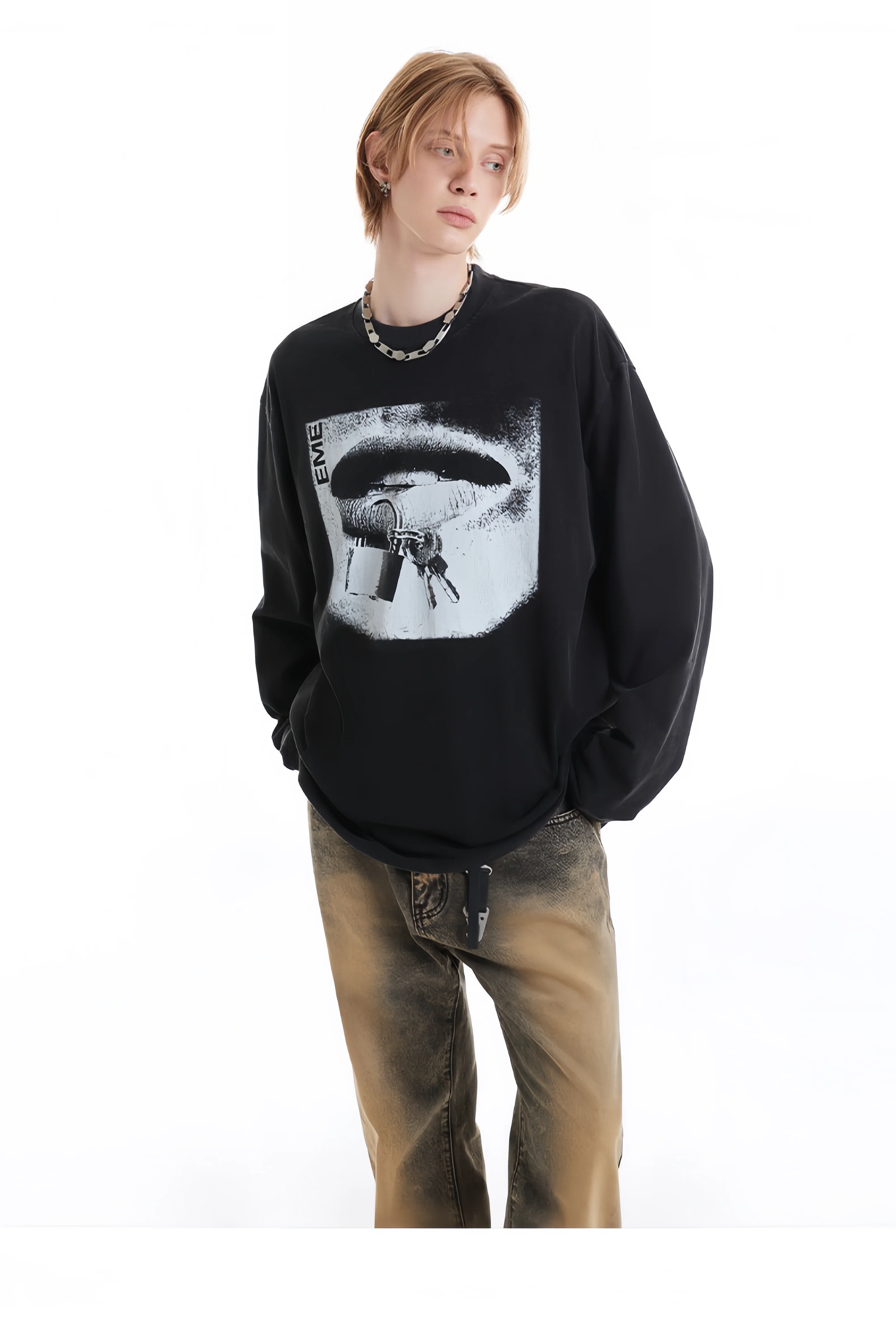 Lip Lock Long-Sleeve