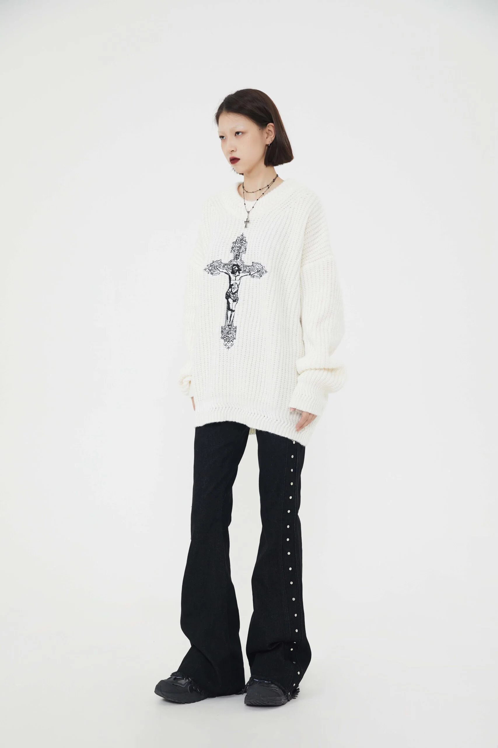 Huge Cross Knitwear