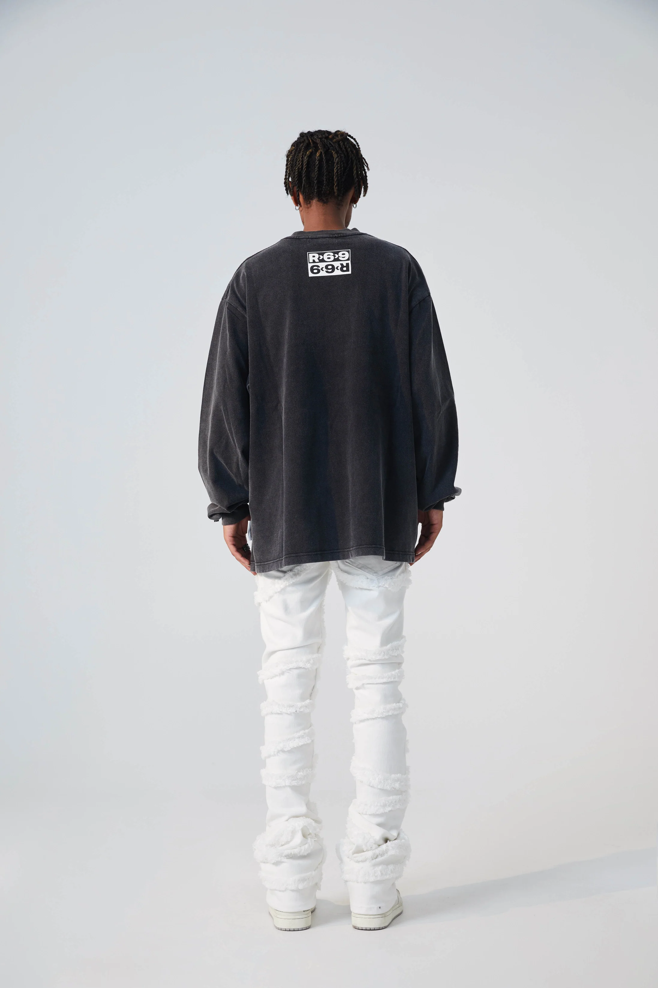 R69 Devour Realit Long-Sleeve