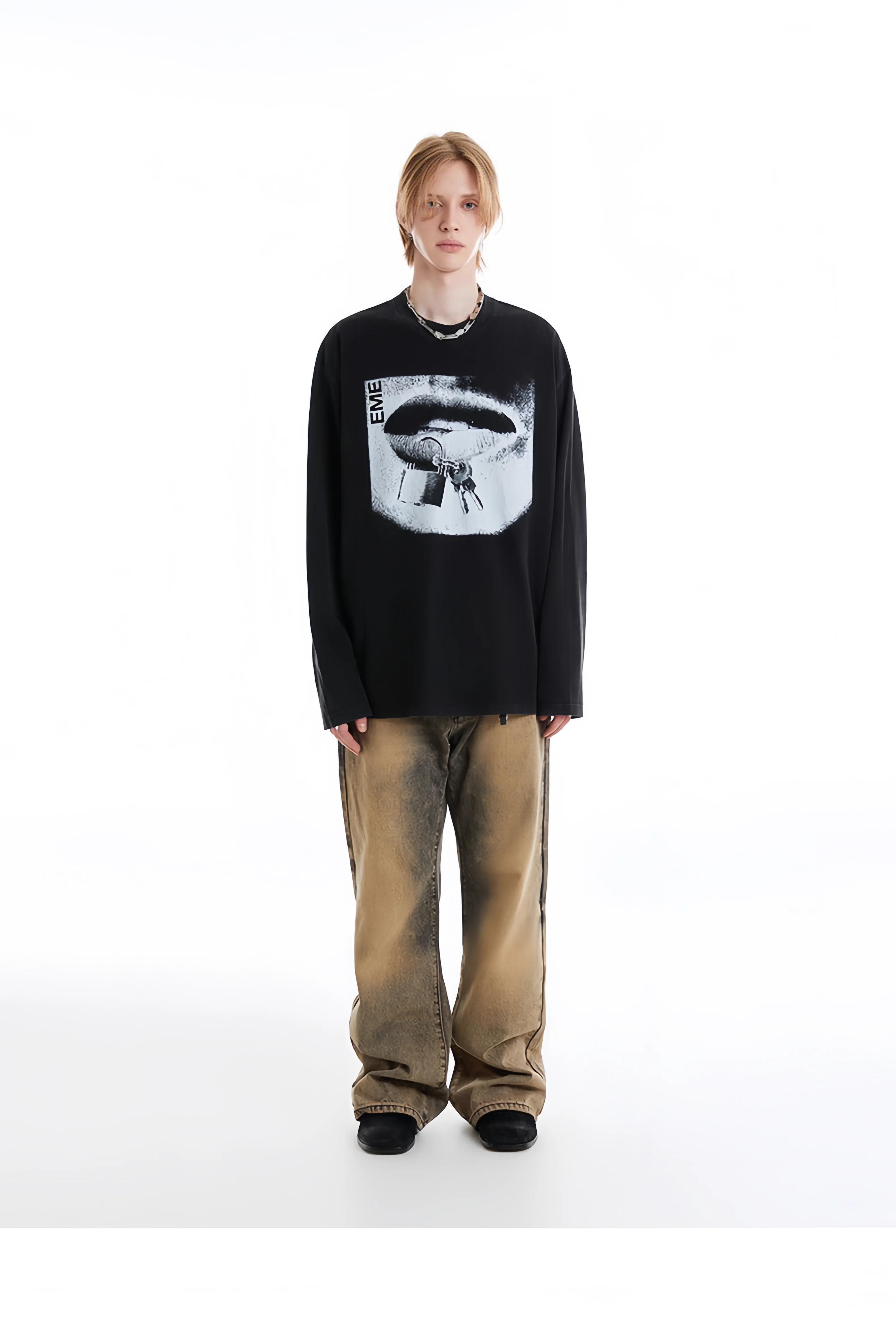 Lip Lock Long-Sleeve