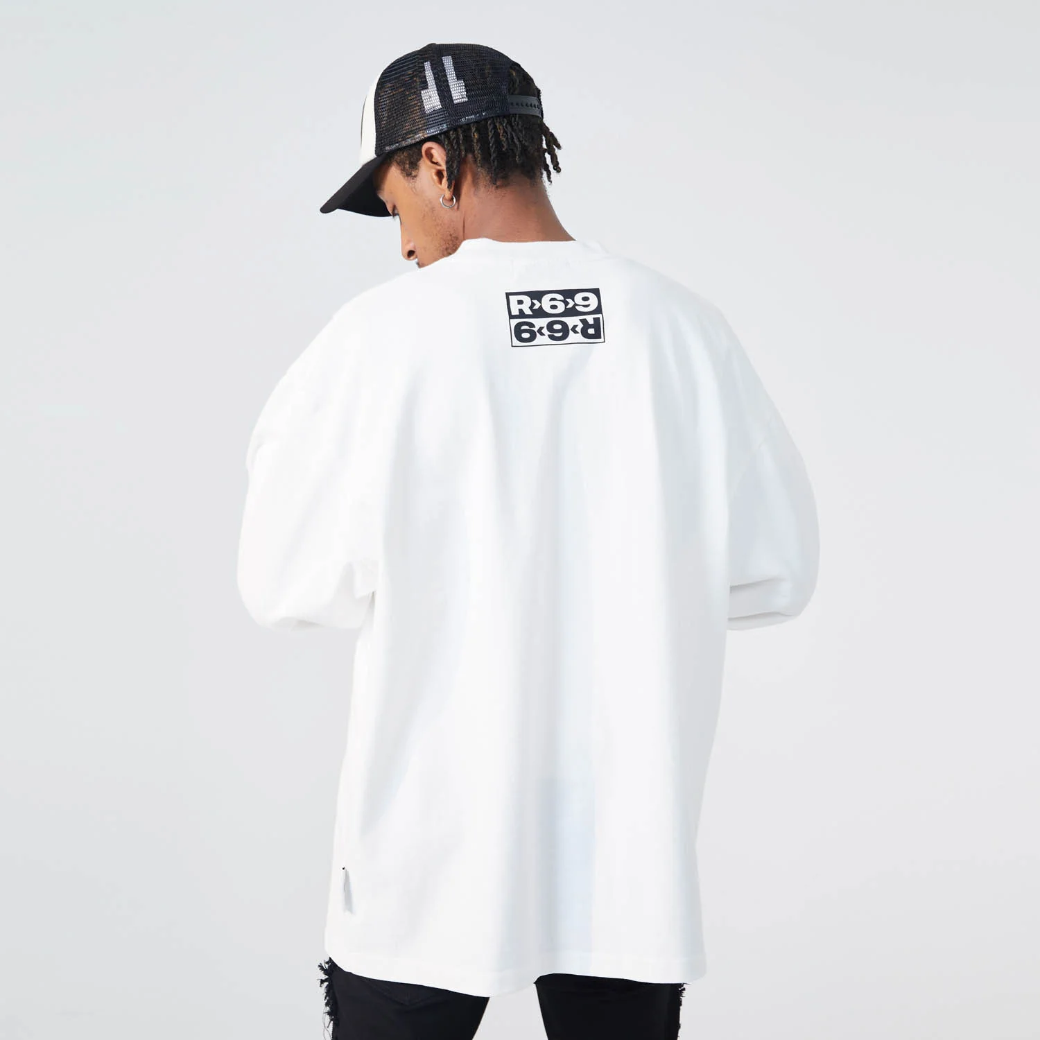 R69 Devour Realit Long-Sleeve