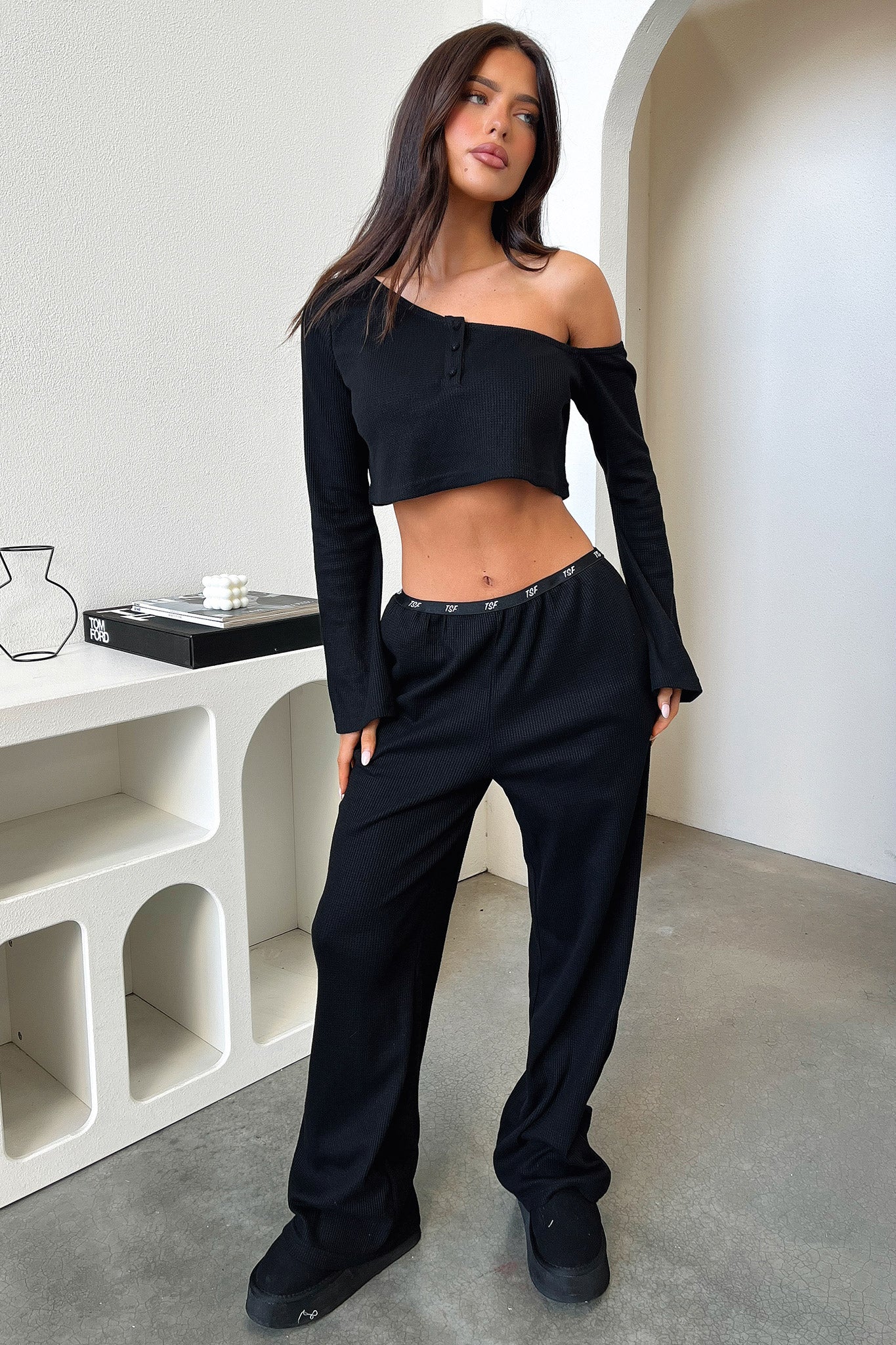 Dana Crop - Black
