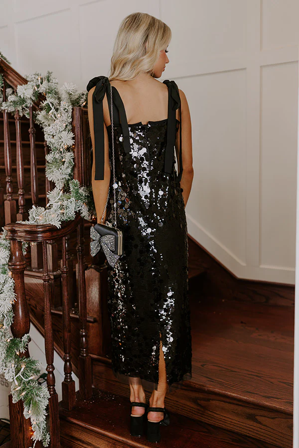 Full Of Glam Sequin Midi in Black