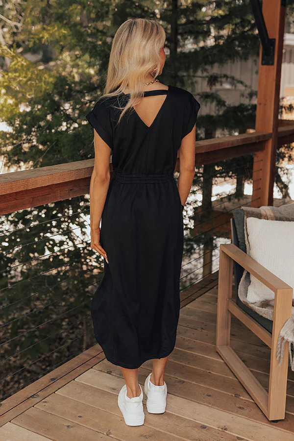 Madison Avenue Stroll Midi in Black