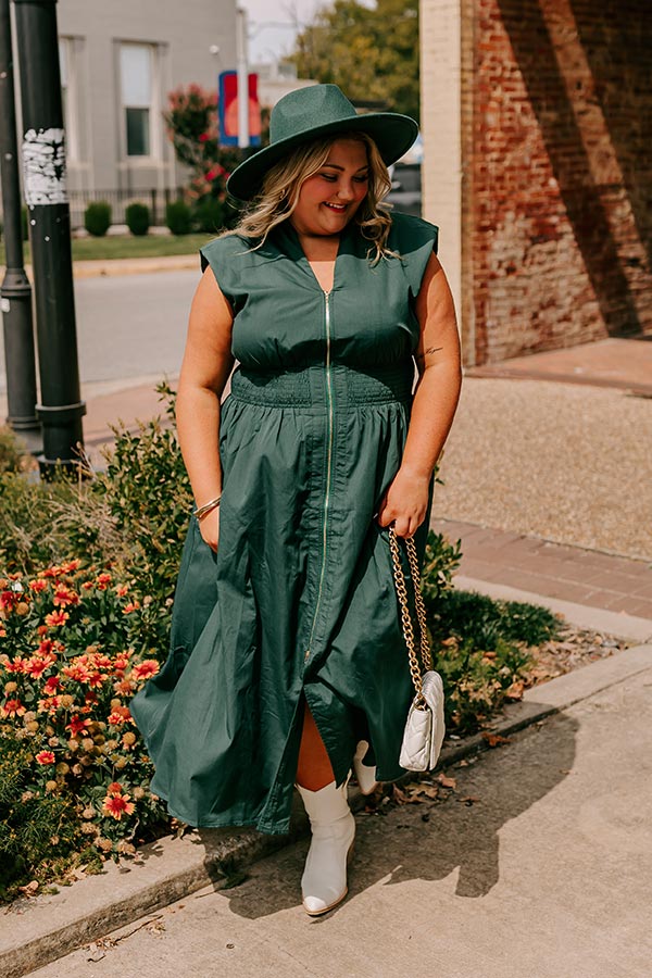Chic Ensemble Midi Dress in Hunter Green Curves
