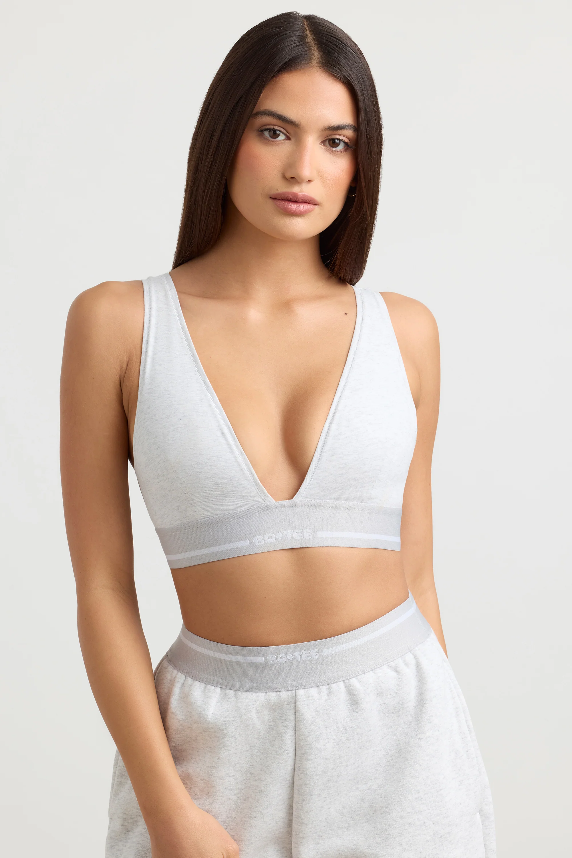 Recreation - Plunge-Neck Sports Bra in Grey Marl