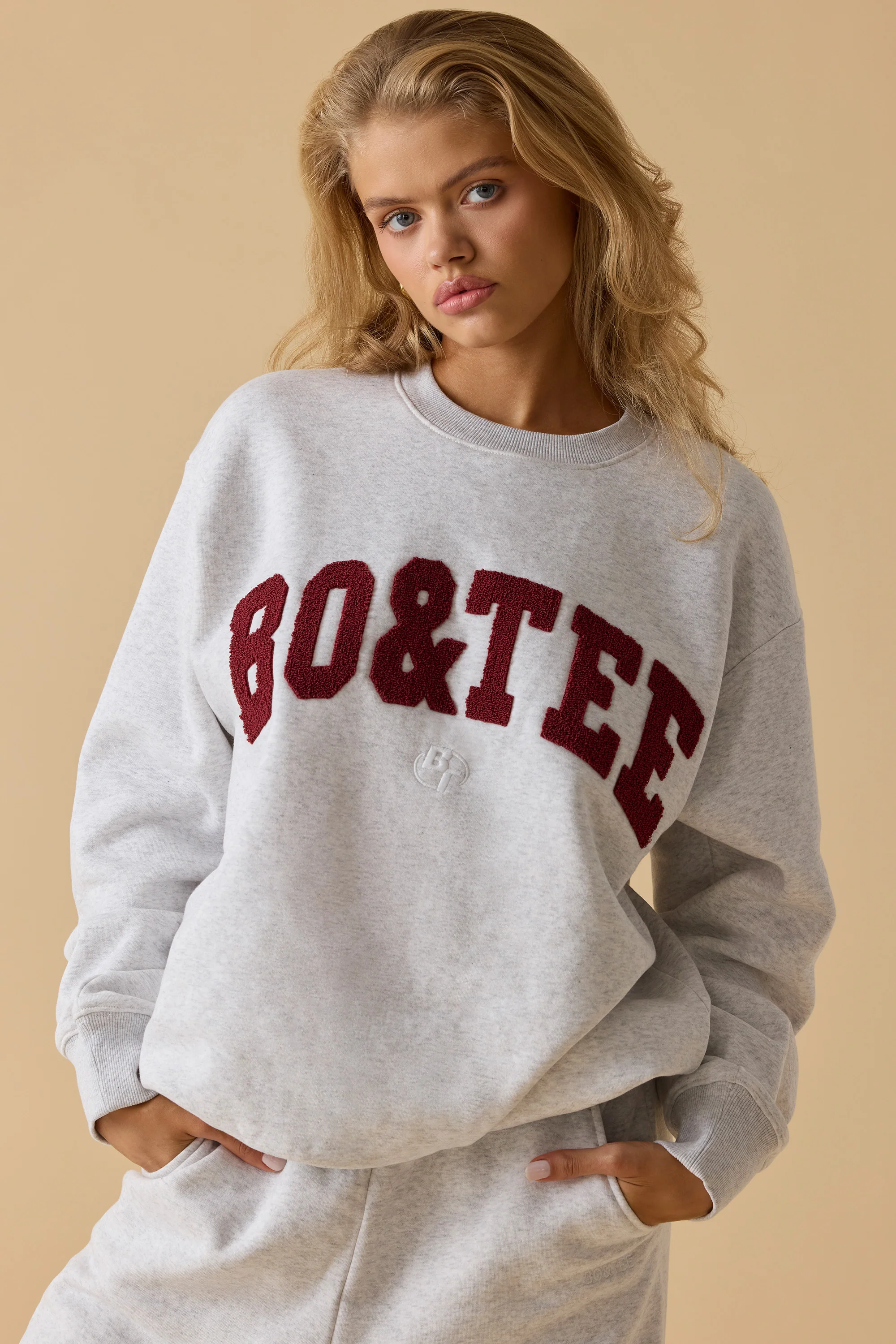 Signature - Oversized Crew Neck Sweatshirt in Heather Grey