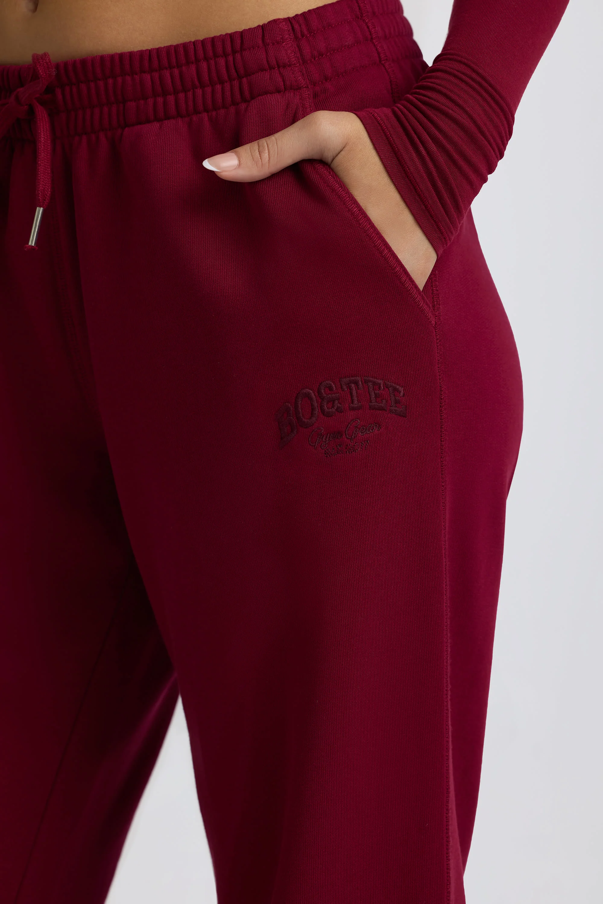 Petite Low-Rise Wide-Leg Joggers in Burgundy