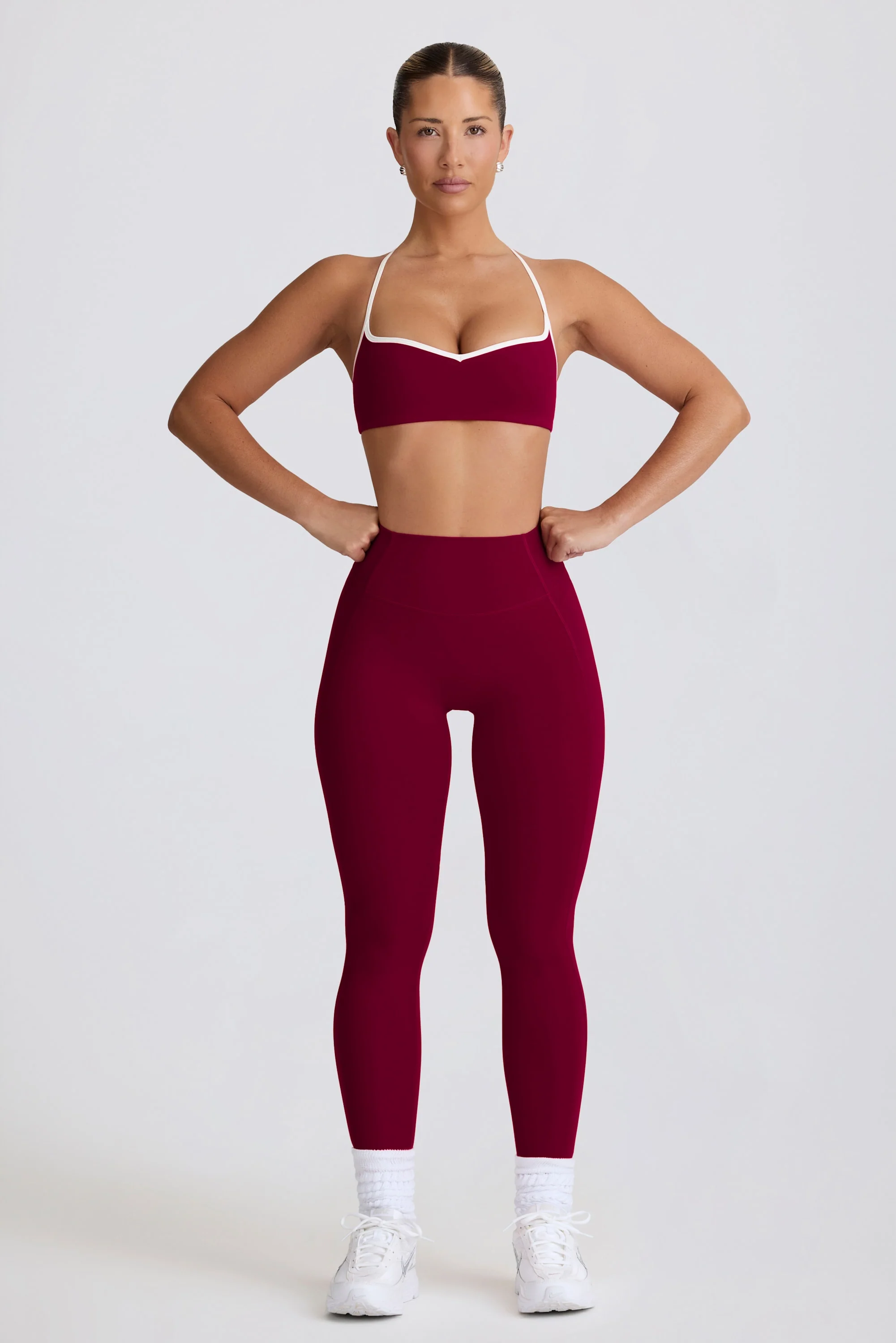 Soft Active Mid-Rise Leggings in Burgundy