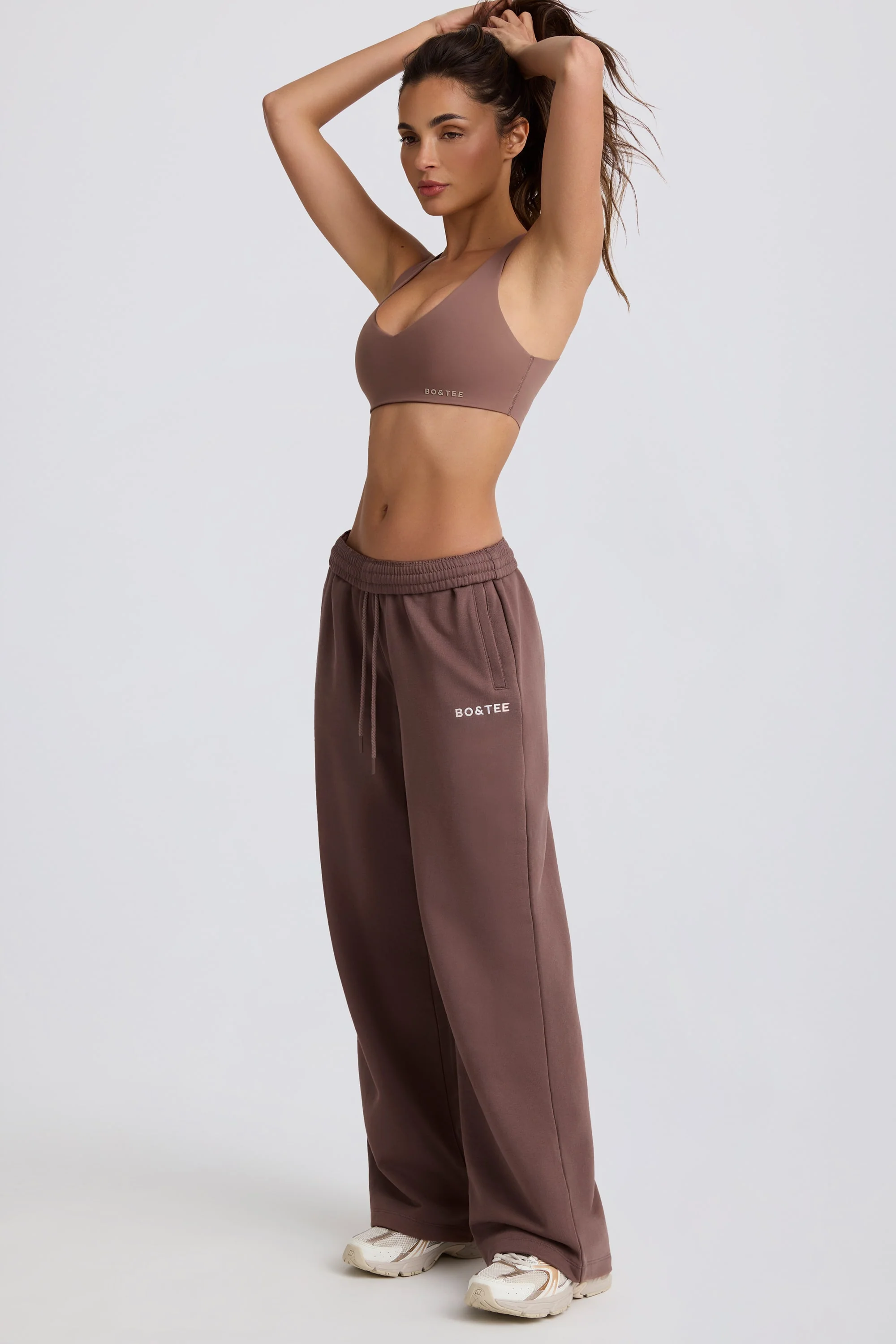 Mid-Rise Wide-Leg Joggers in Mocha