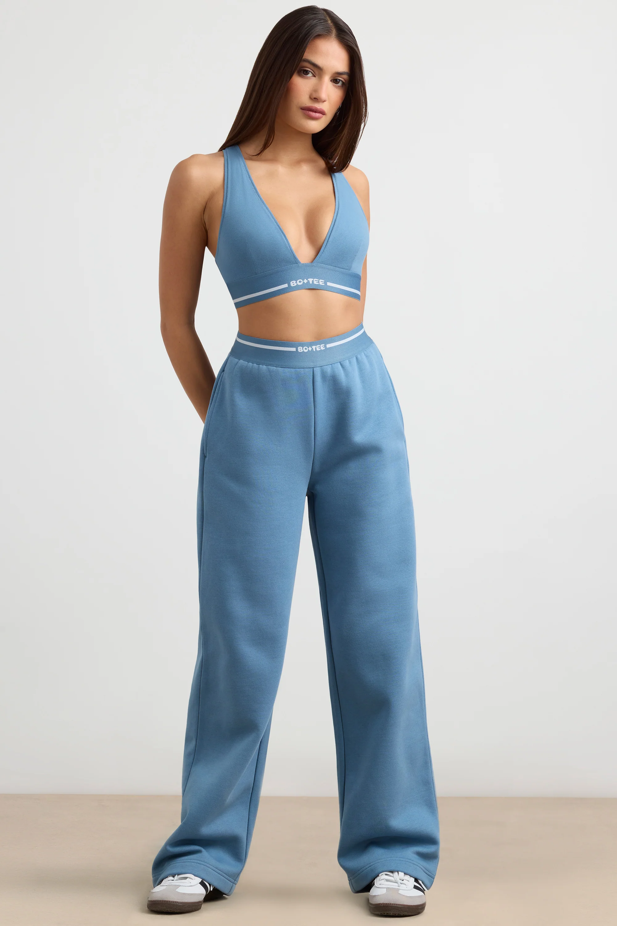 Recreation - Plunge-Neck Sports Bra in Steel Blue