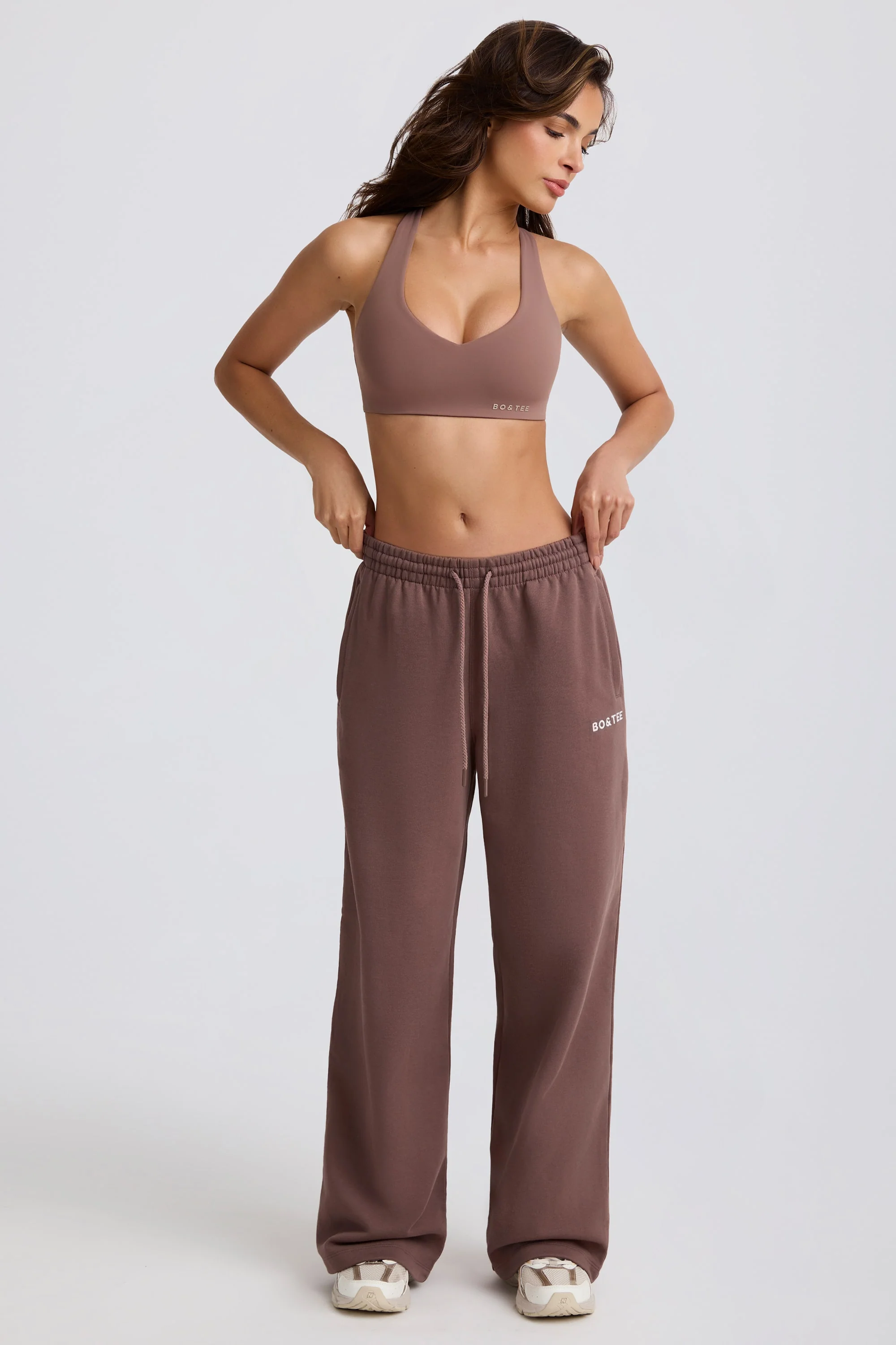 Mid-Rise Wide-Leg Joggers in Mocha