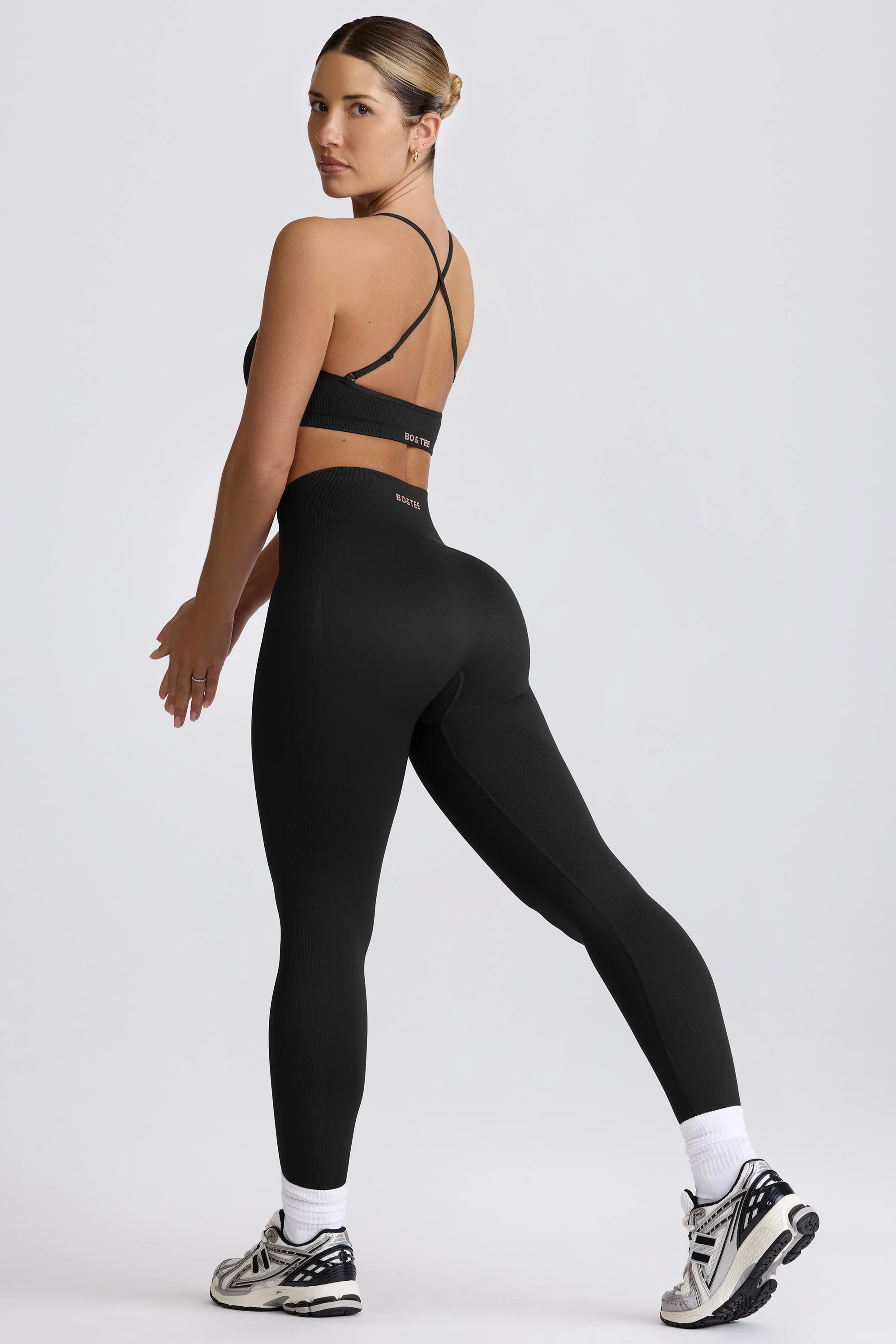 Petite Super Sculpt Seamless Leggings in Black