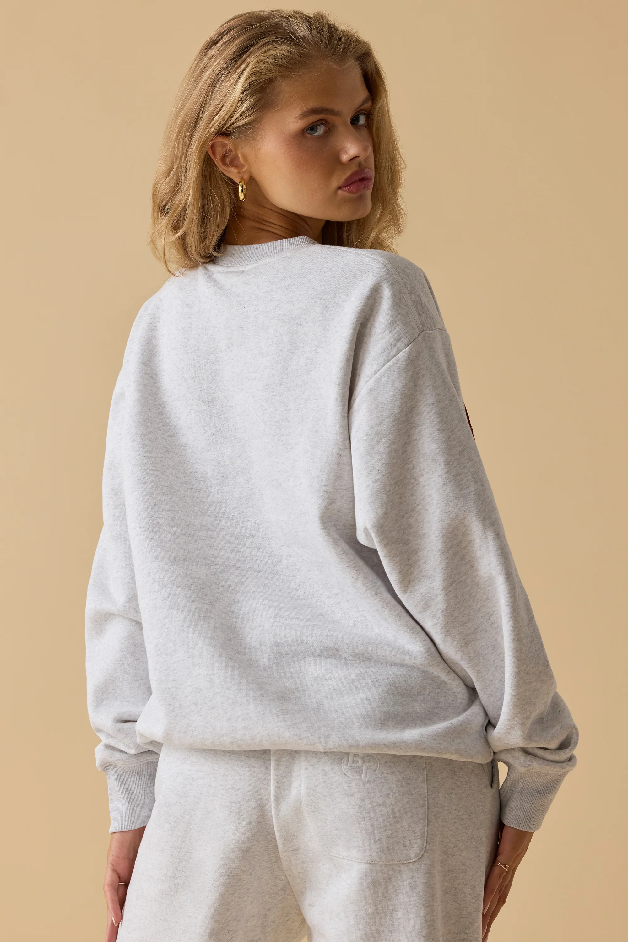 Signature - Oversized Crew Neck Sweatshirt in Heather Grey