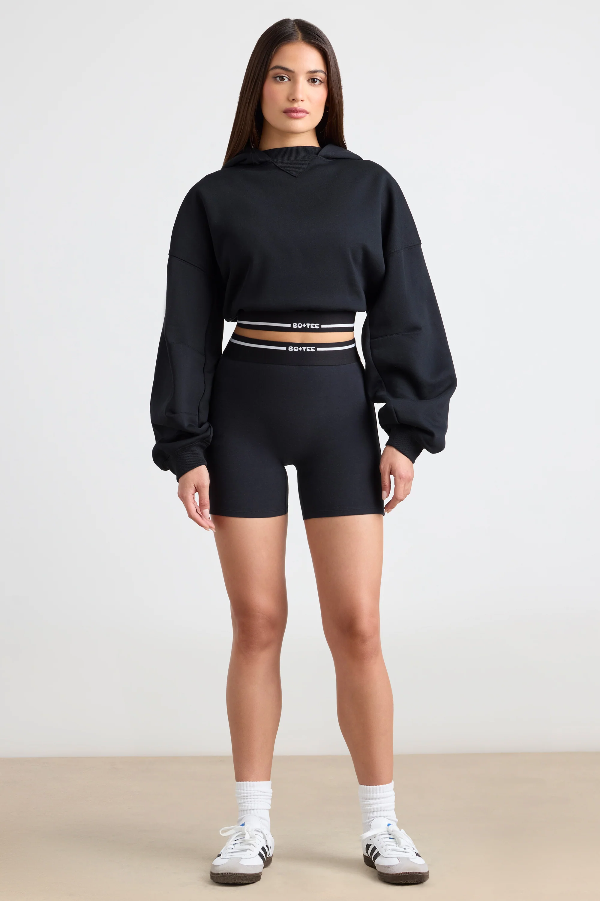 Pause - Cropped Hoodie in Black