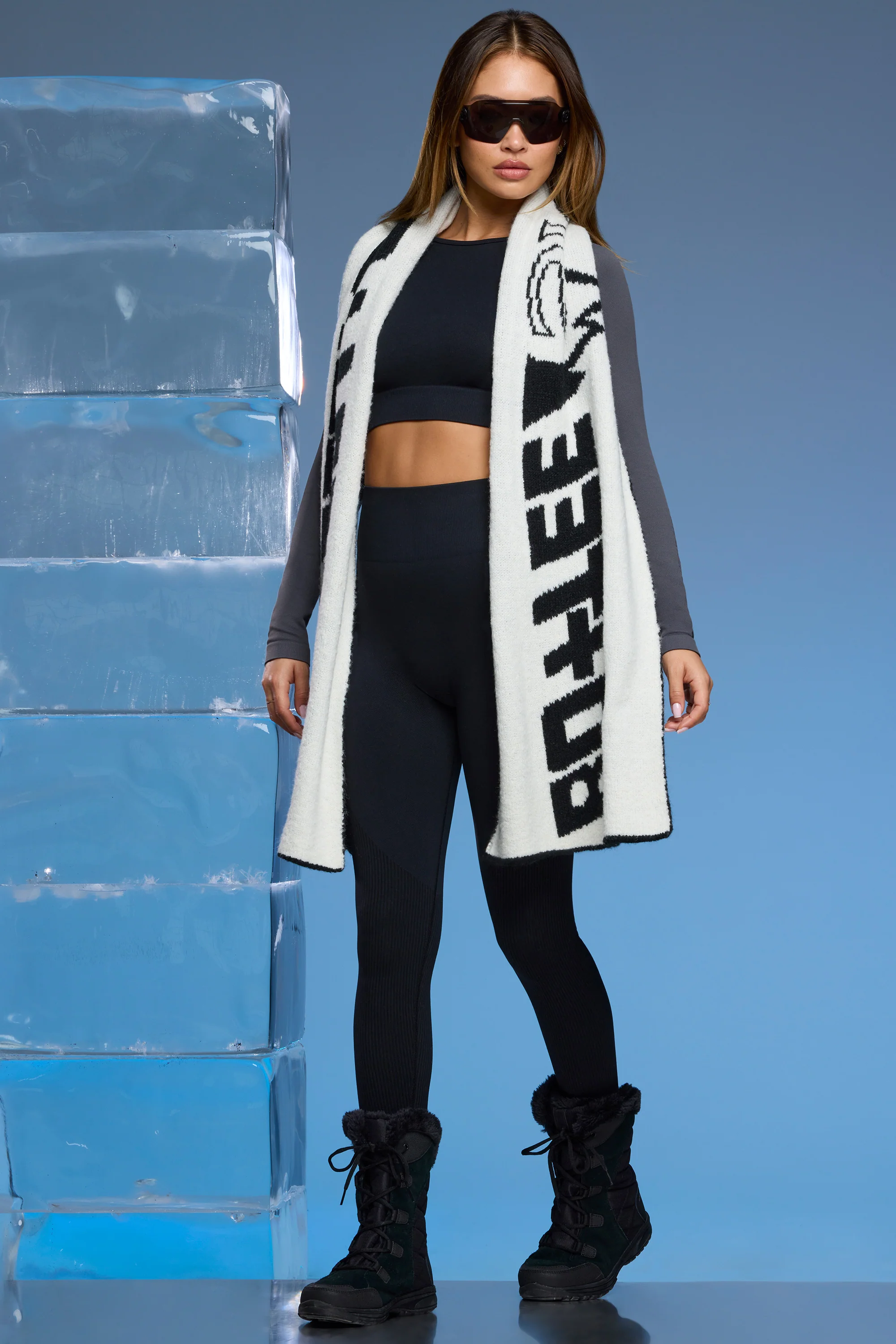 Snow Angel - Oversized Chunky Knit Scarf in Black