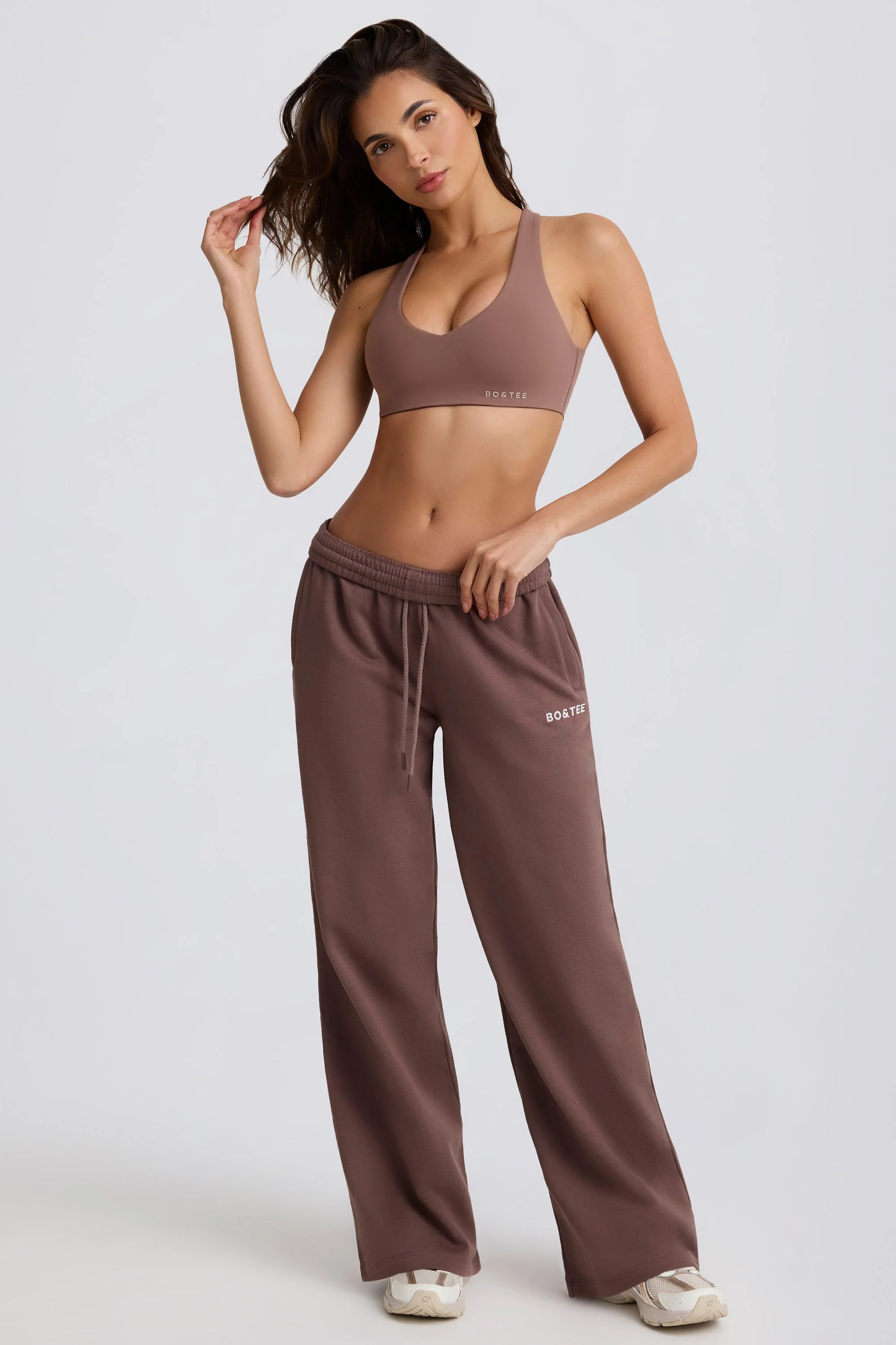 Mid-Rise Wide-Leg Joggers in Mocha